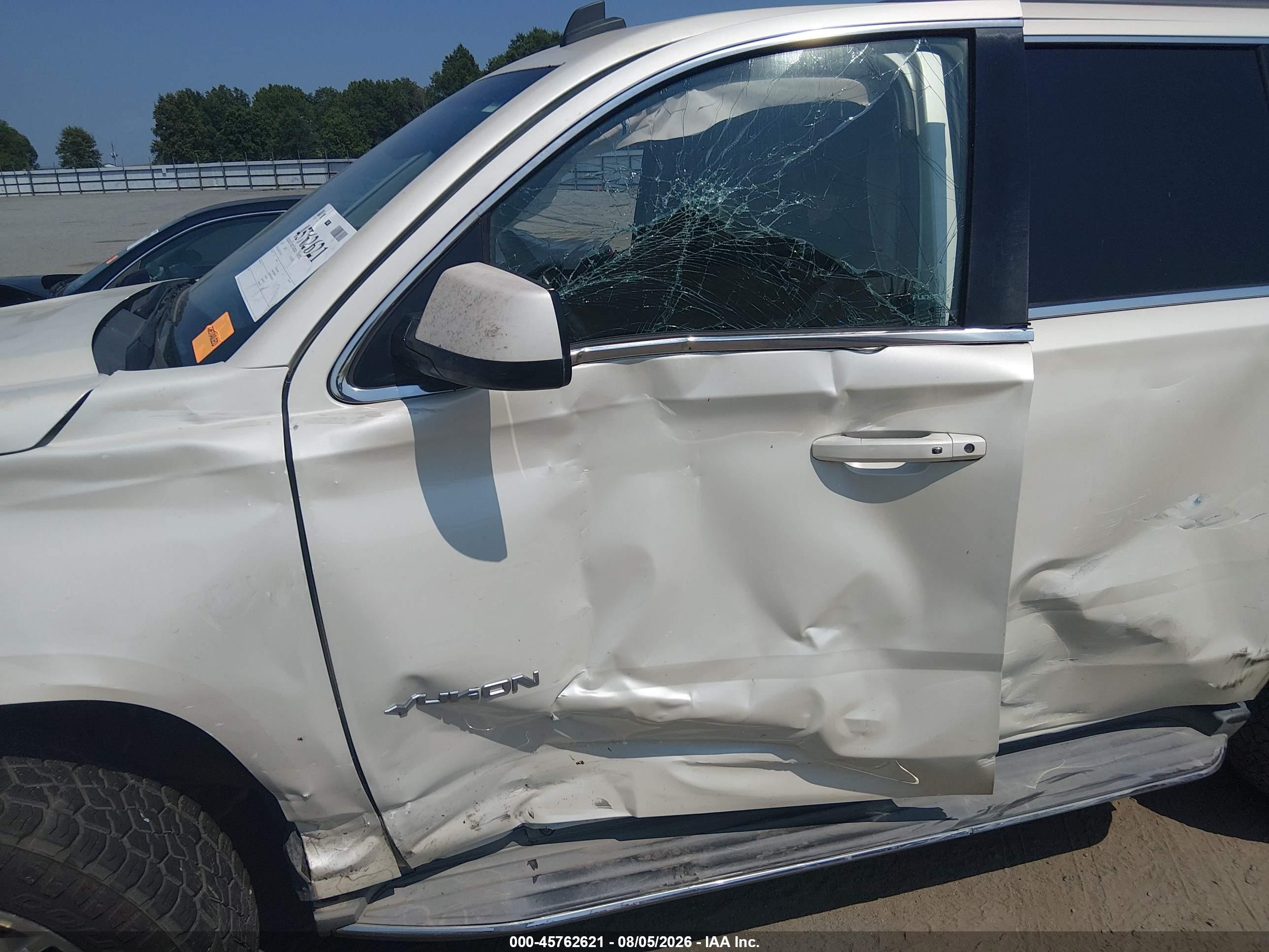 2015 Gmc Yukon Slt White vin: 1GKS2BKC7FR178289