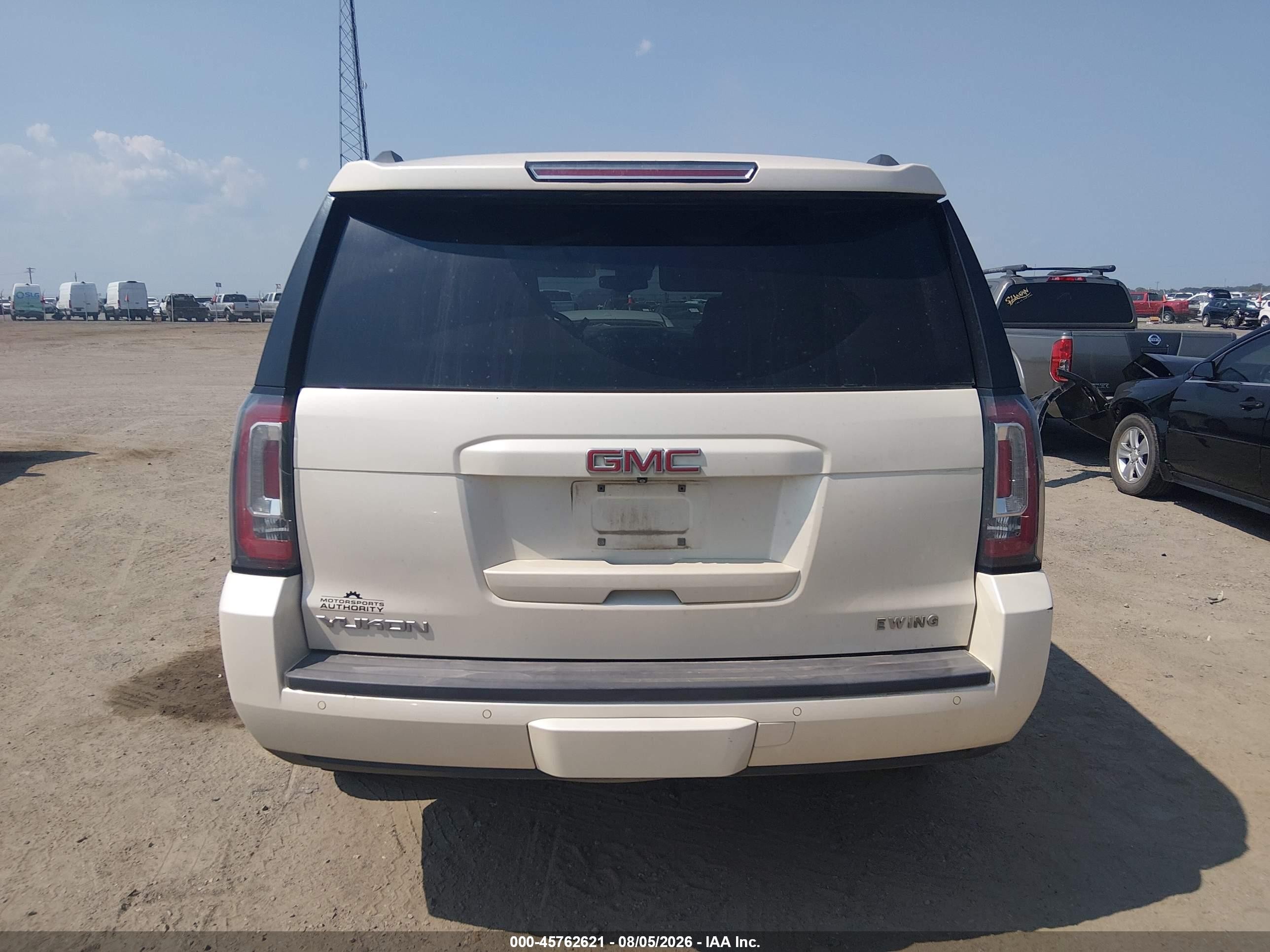 2015 Gmc Yukon Slt White vin: 1GKS2BKC7FR178289