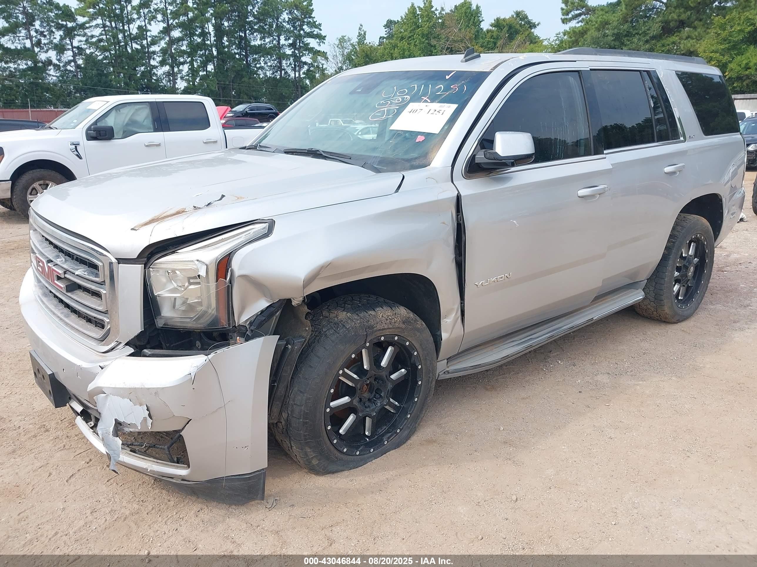 2015 Gmc Yukon Slt Silver vin: 1GKS2BKC7FR278764