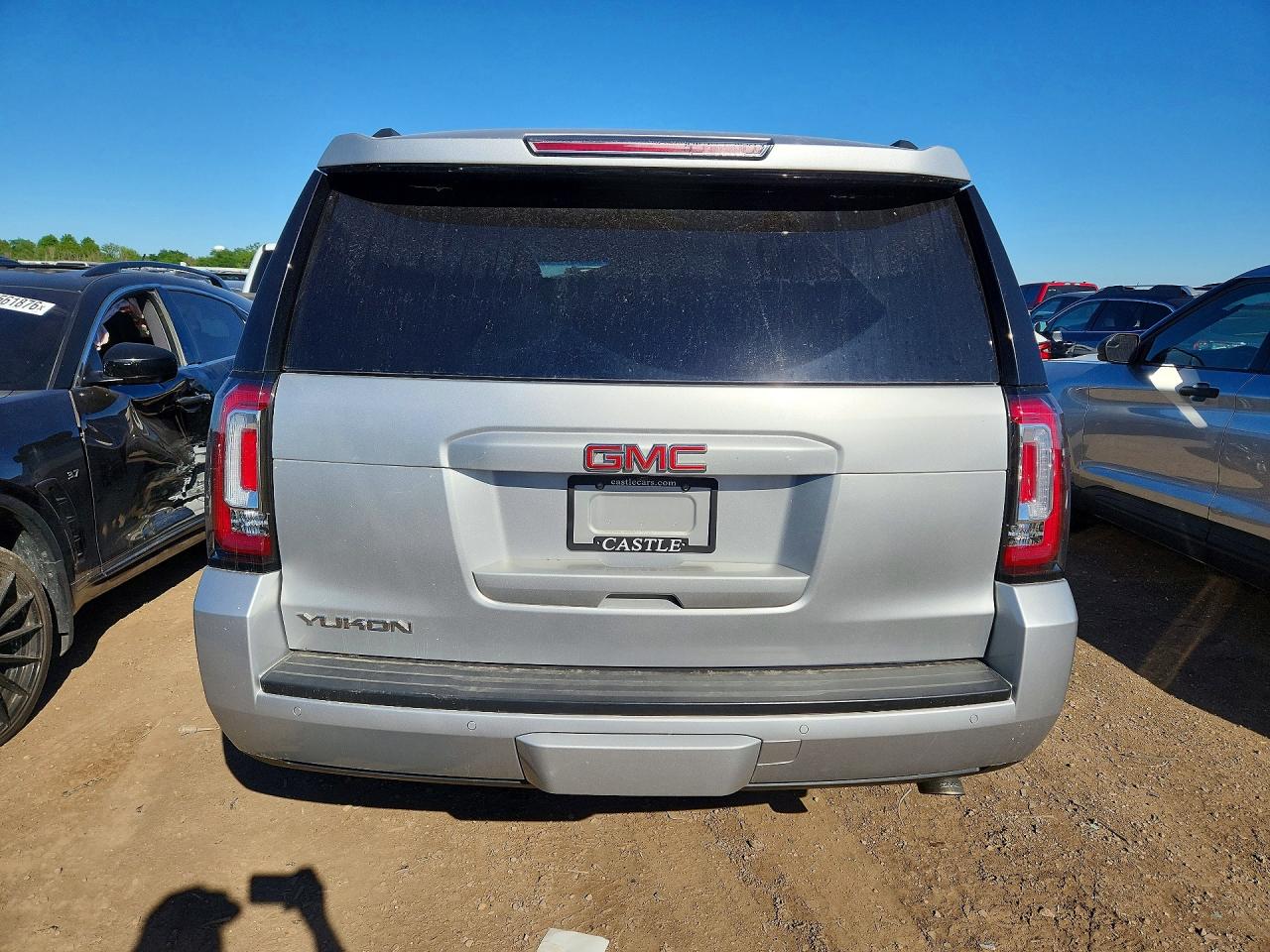 2016 Gmc Yukon Slt Silver vin: 1GKS2BKC7GR276255