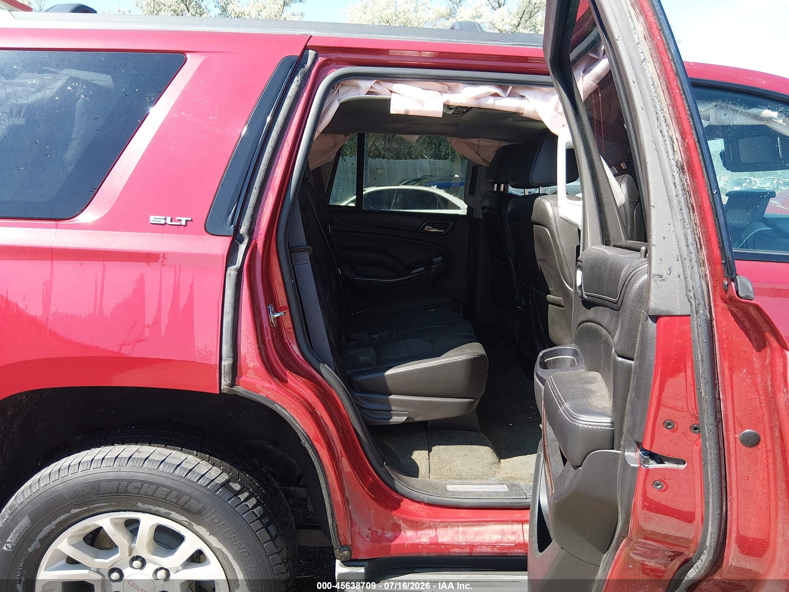 2015 Gmc Yukon Slt Red vin: 1GKS2BKC8FR190662