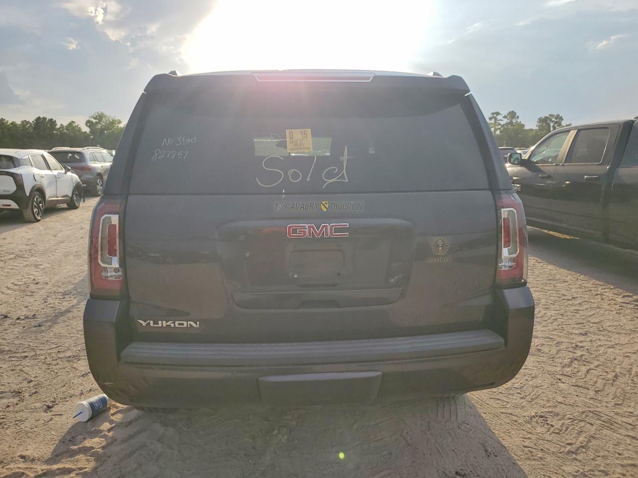 2015 Gmc Yukon Slt Серый vin: 1GKS2BKC8FR532255