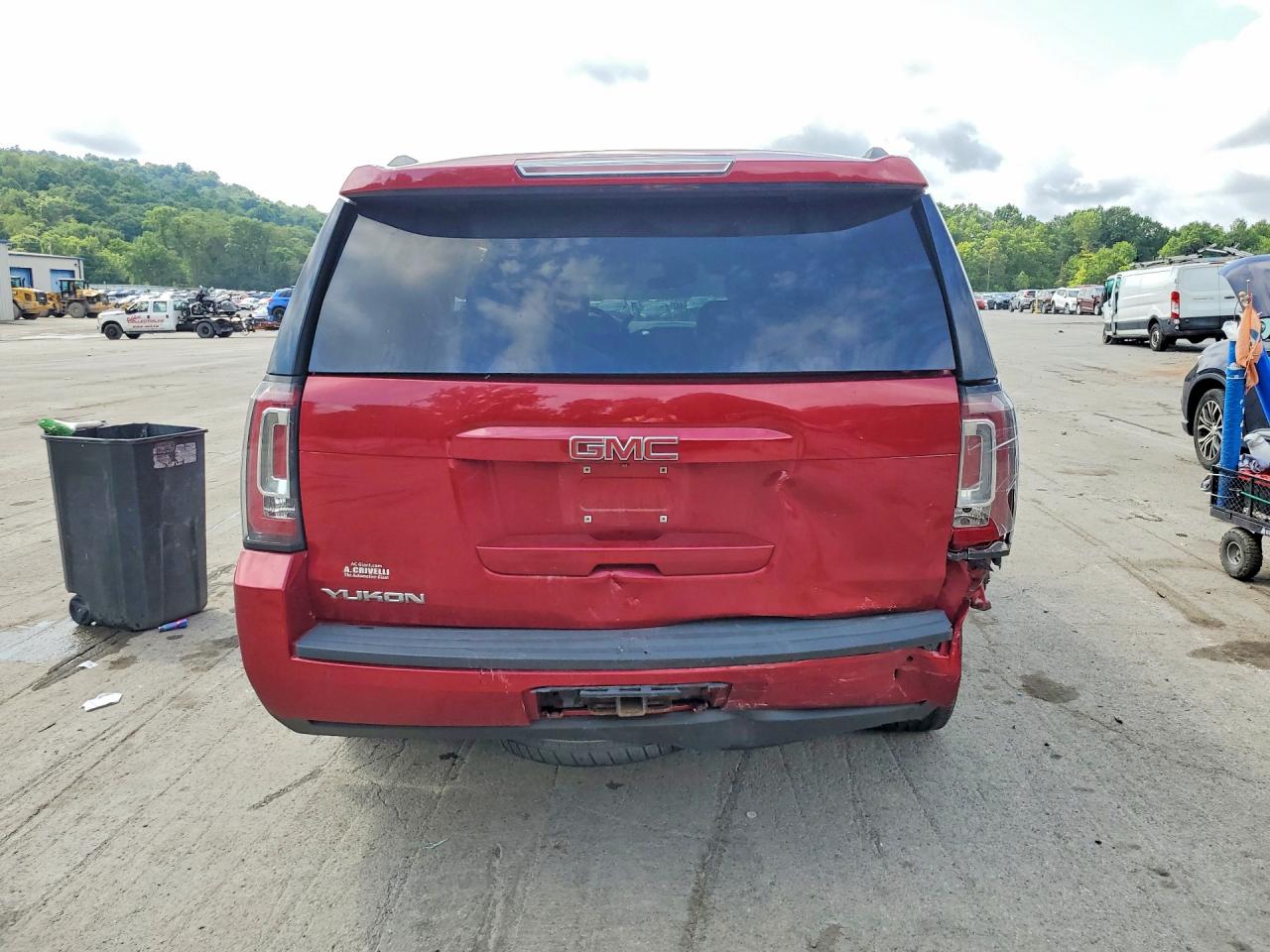 2015 Gmc Yukon Slt Red vin: 1GKS2BKC9FR153216
