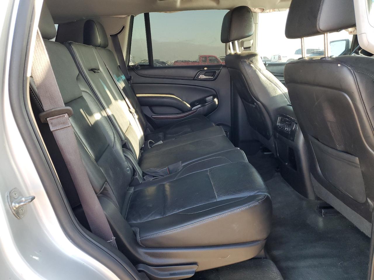 2015 Gmc Yukon Slt Silver vin: 1GKS2BKC9FR233485