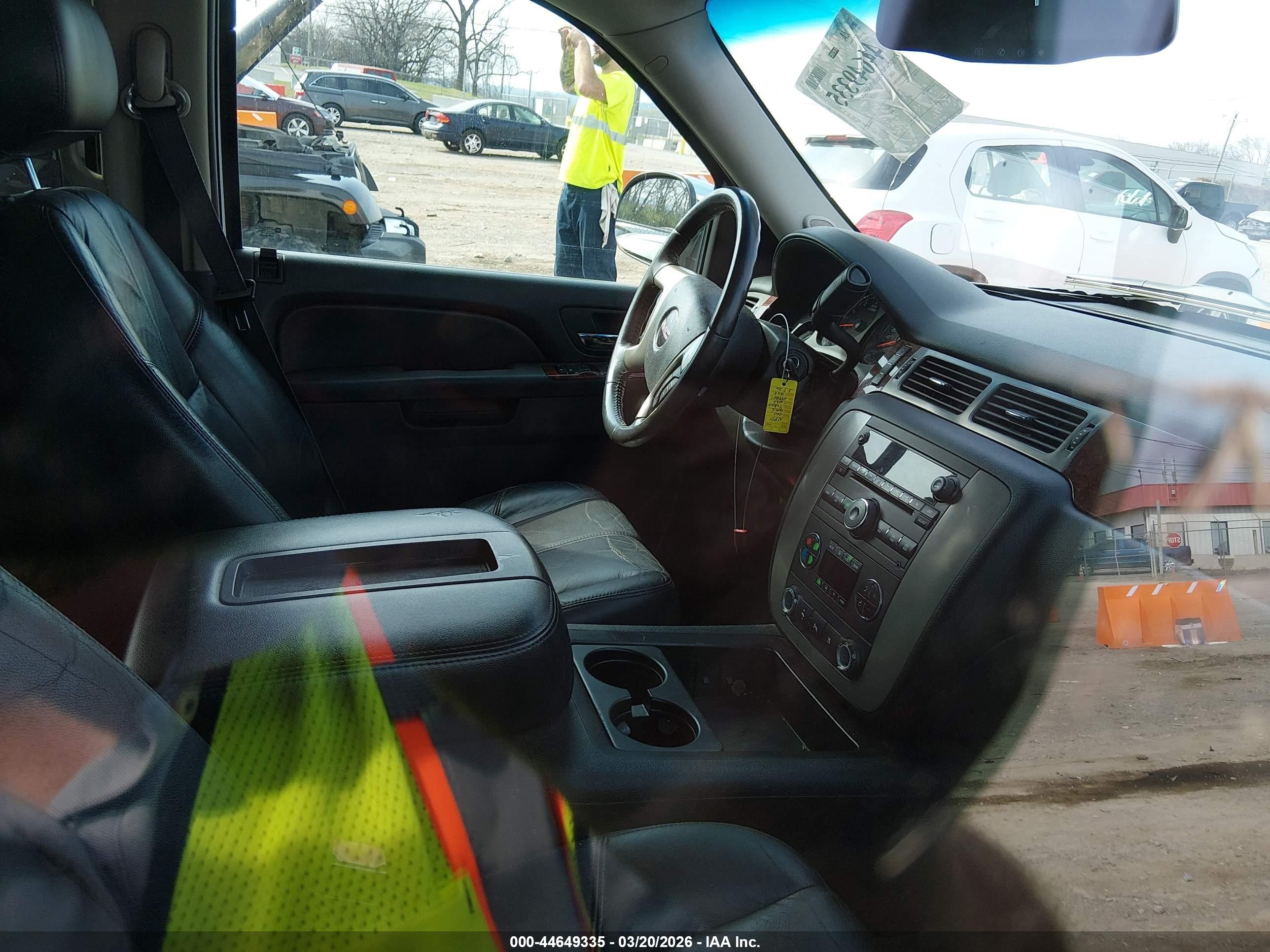 2011 Gmc Yukon Slt Белый vin: 1GKS2CE00BR259801