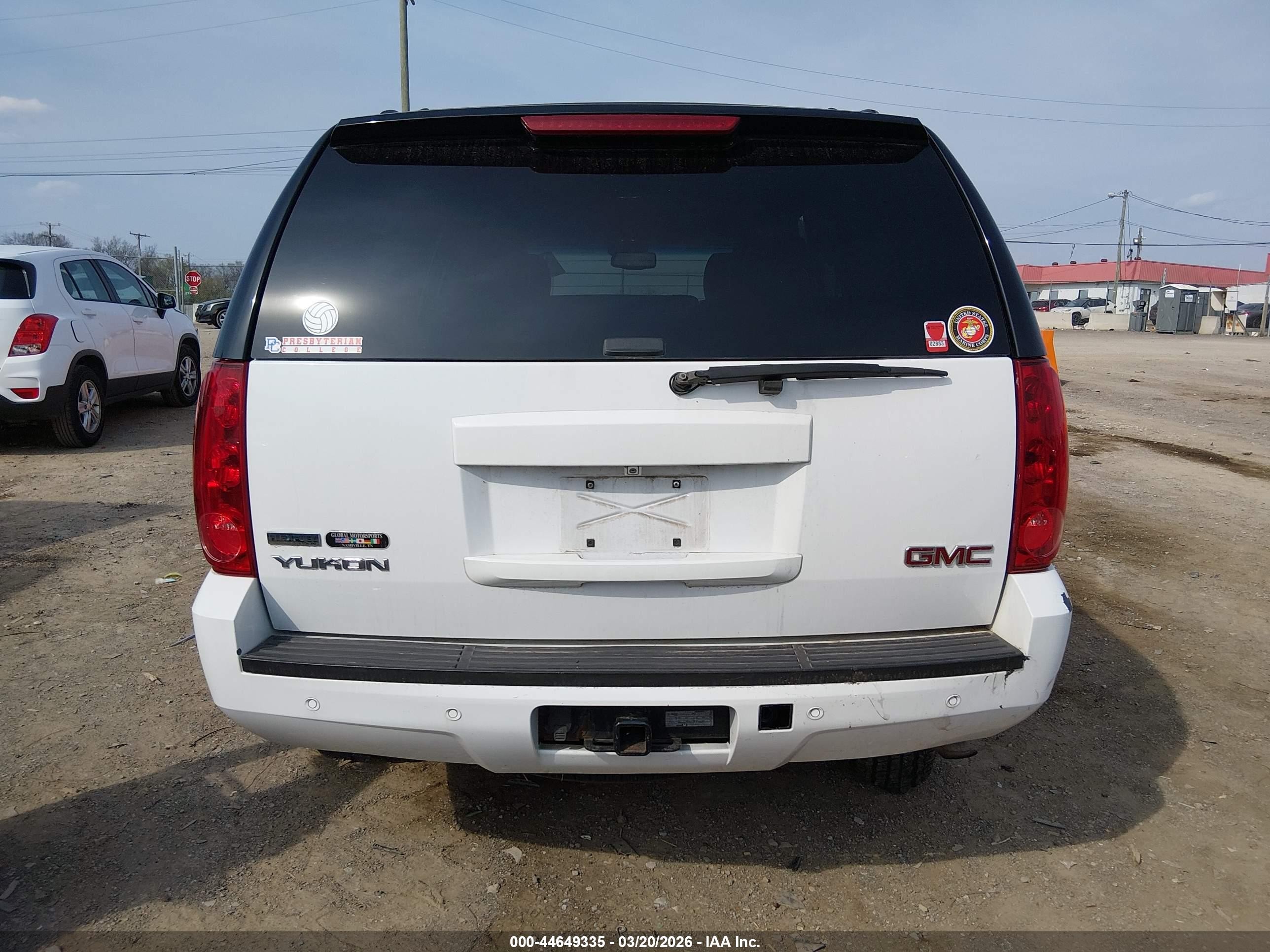 2011 Gmc Yukon Slt Белый vin: 1GKS2CE00BR259801