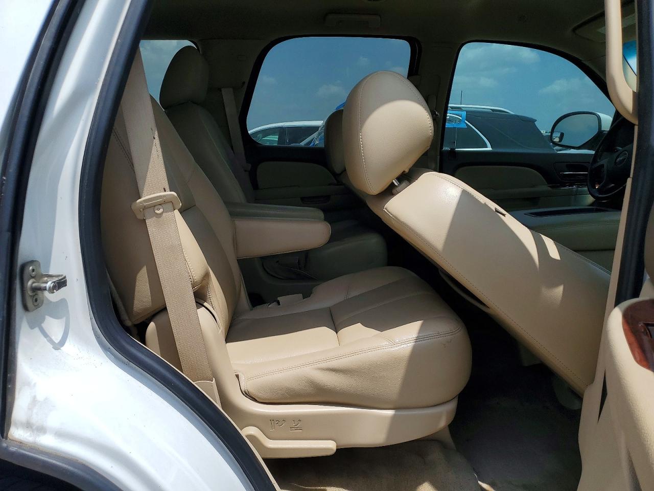 2012 Gmc Yukon Slt White vin: 1GKS2CE00CR275062