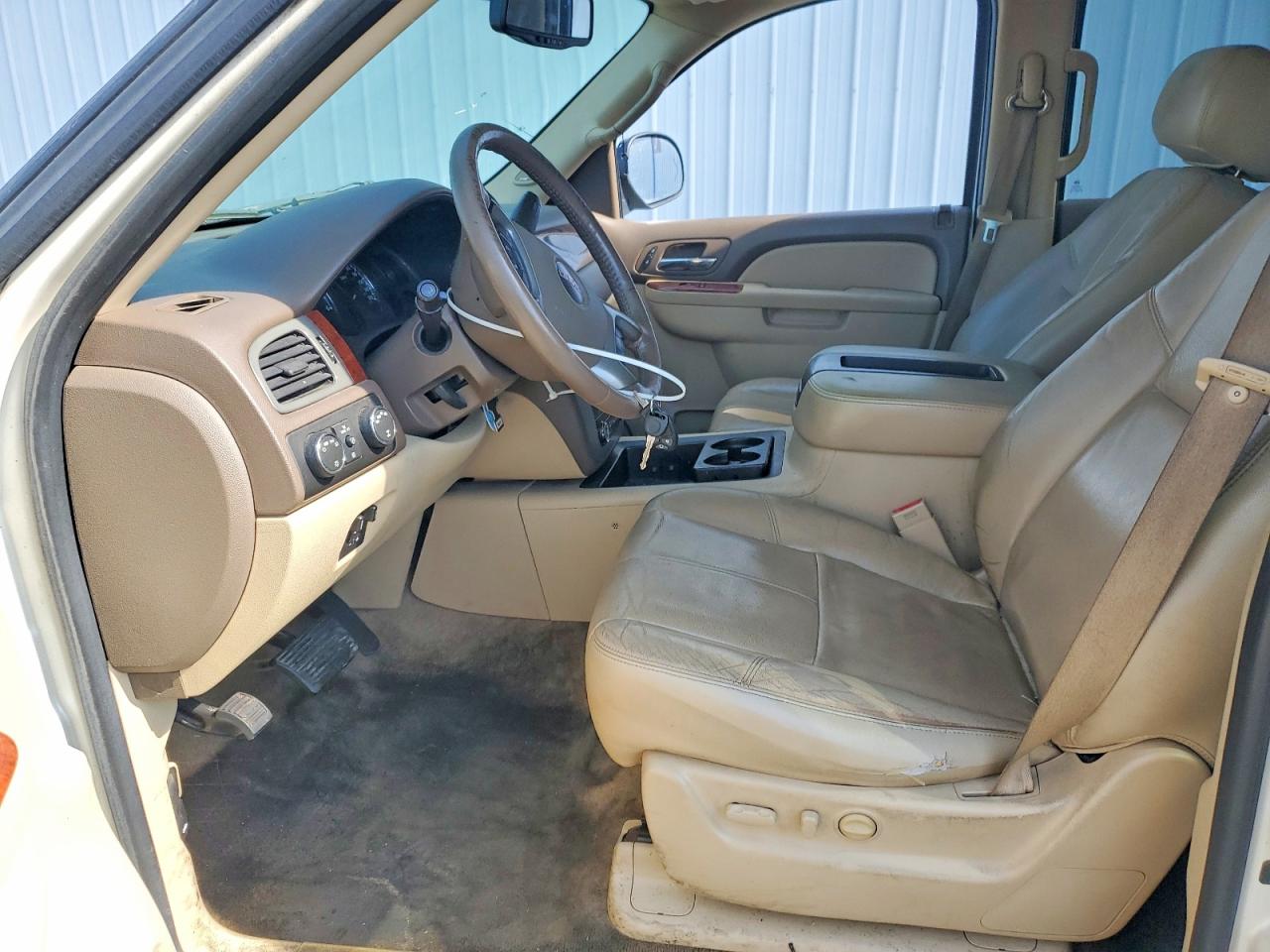 2012 Gmc Yukon Slt White vin: 1GKS2CE02CR161841
