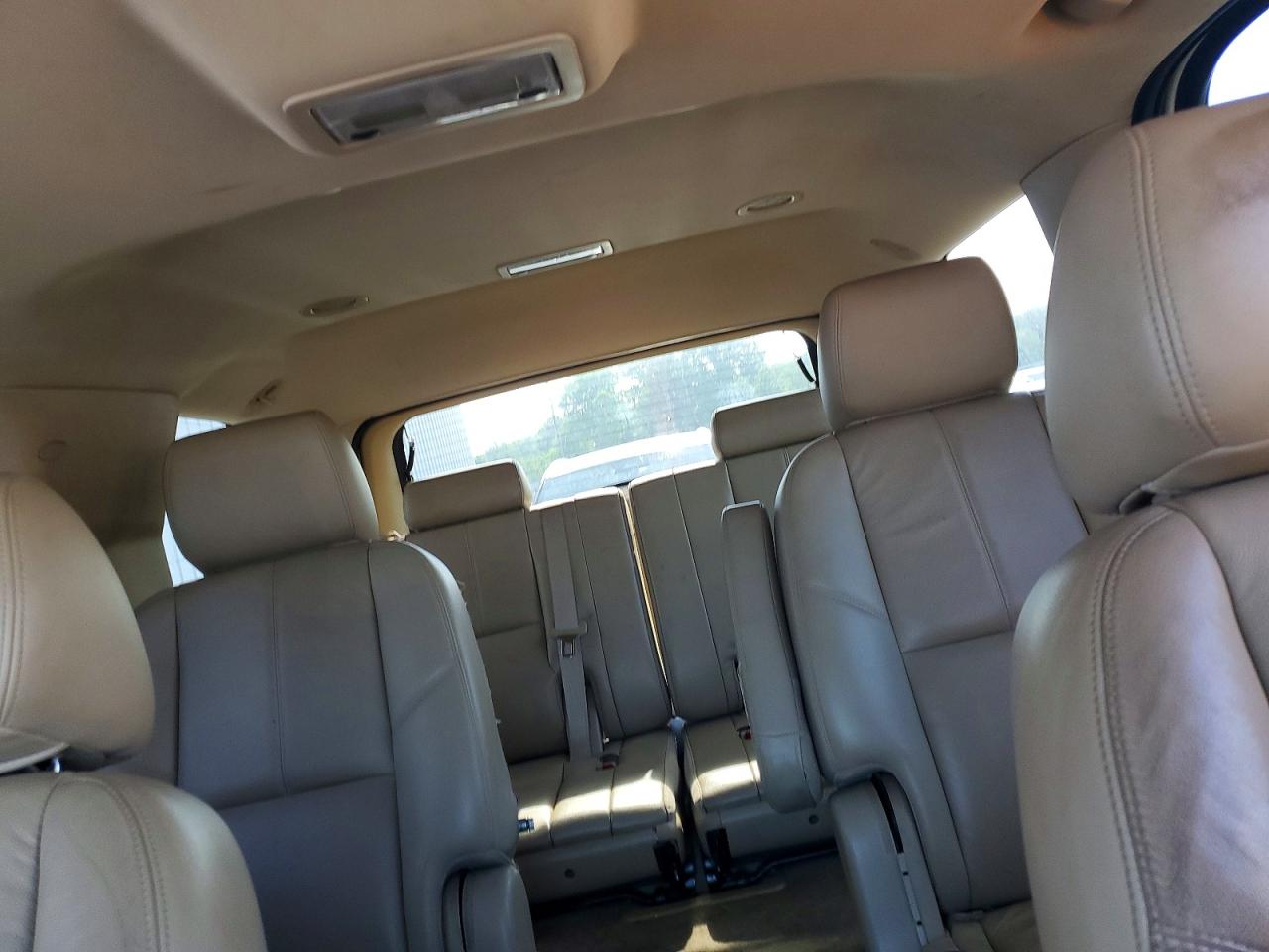 2012 Gmc Yukon Slt White vin: 1GKS2CE02CR161841