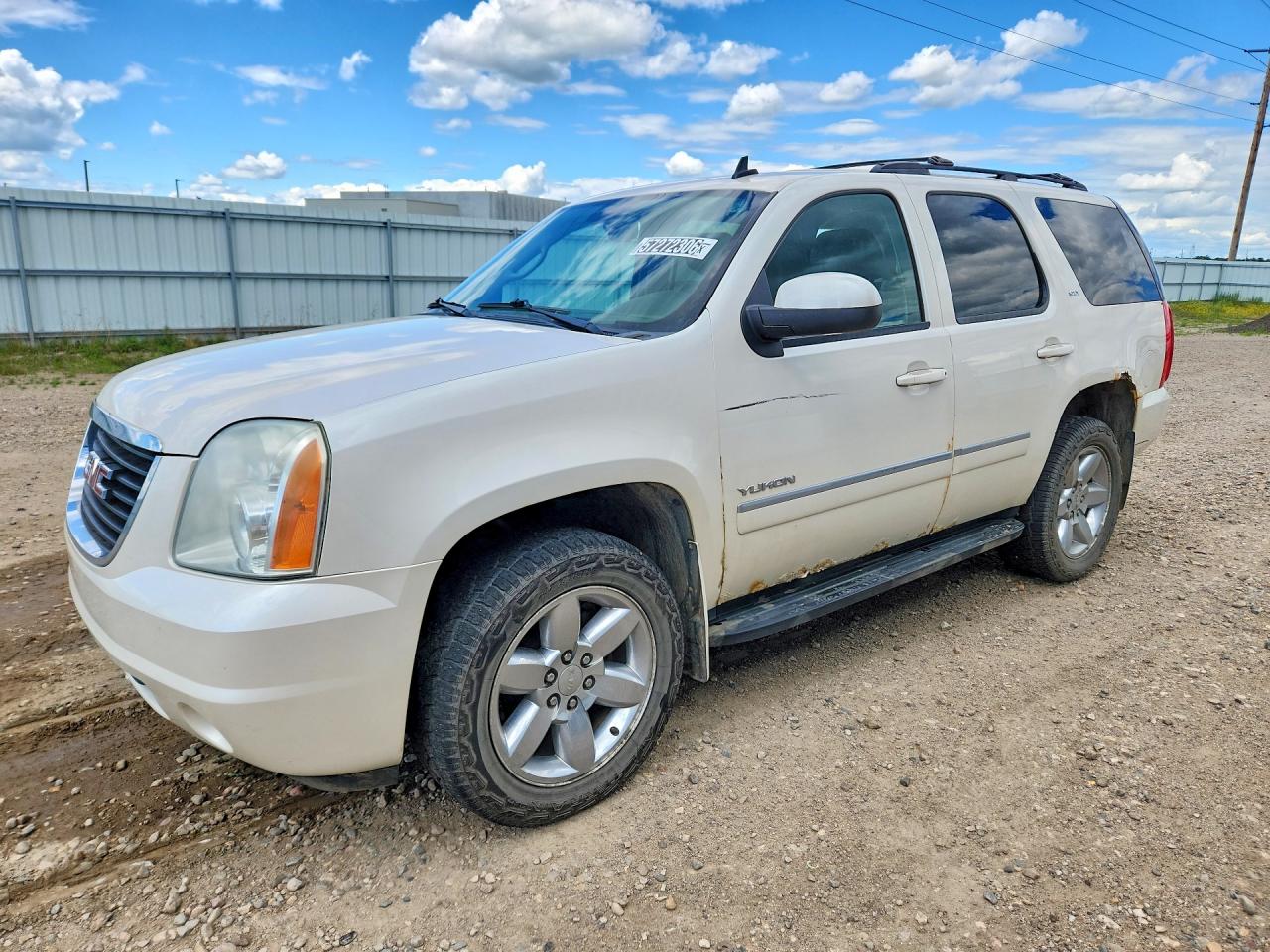 2012 Gmc Yukon Slt White vin: 1GKS2CE02CR301659