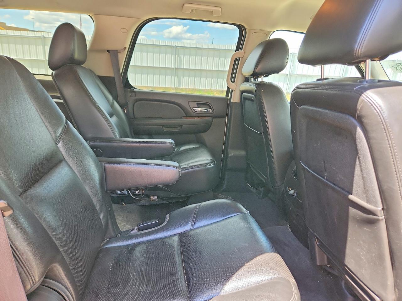 2012 Gmc Yukon Slt Белый vin: 1GKS2CE02CR301659