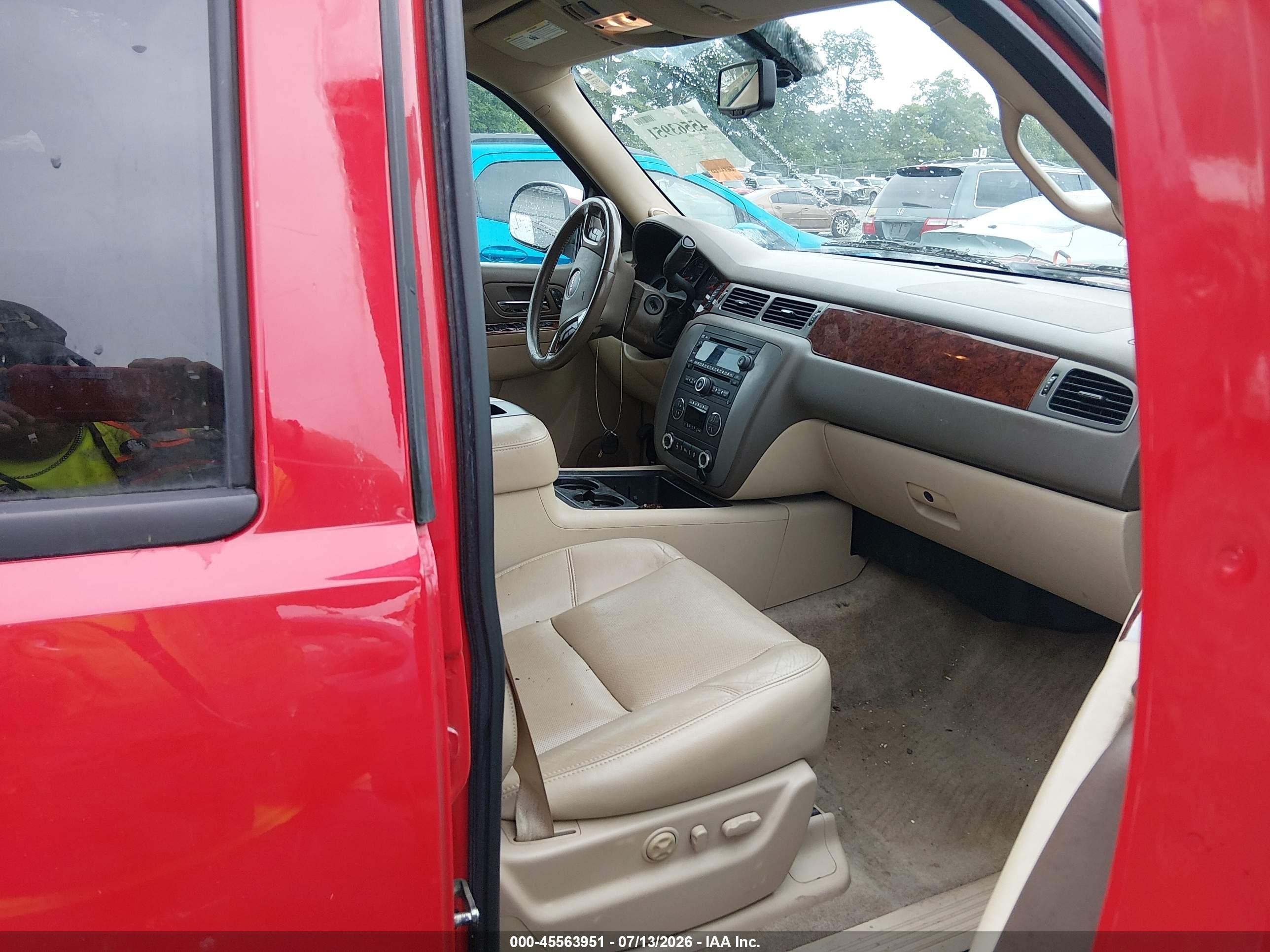 2013 Gmc Yukon Slt Red vin: 1GKS2CE04DR138921