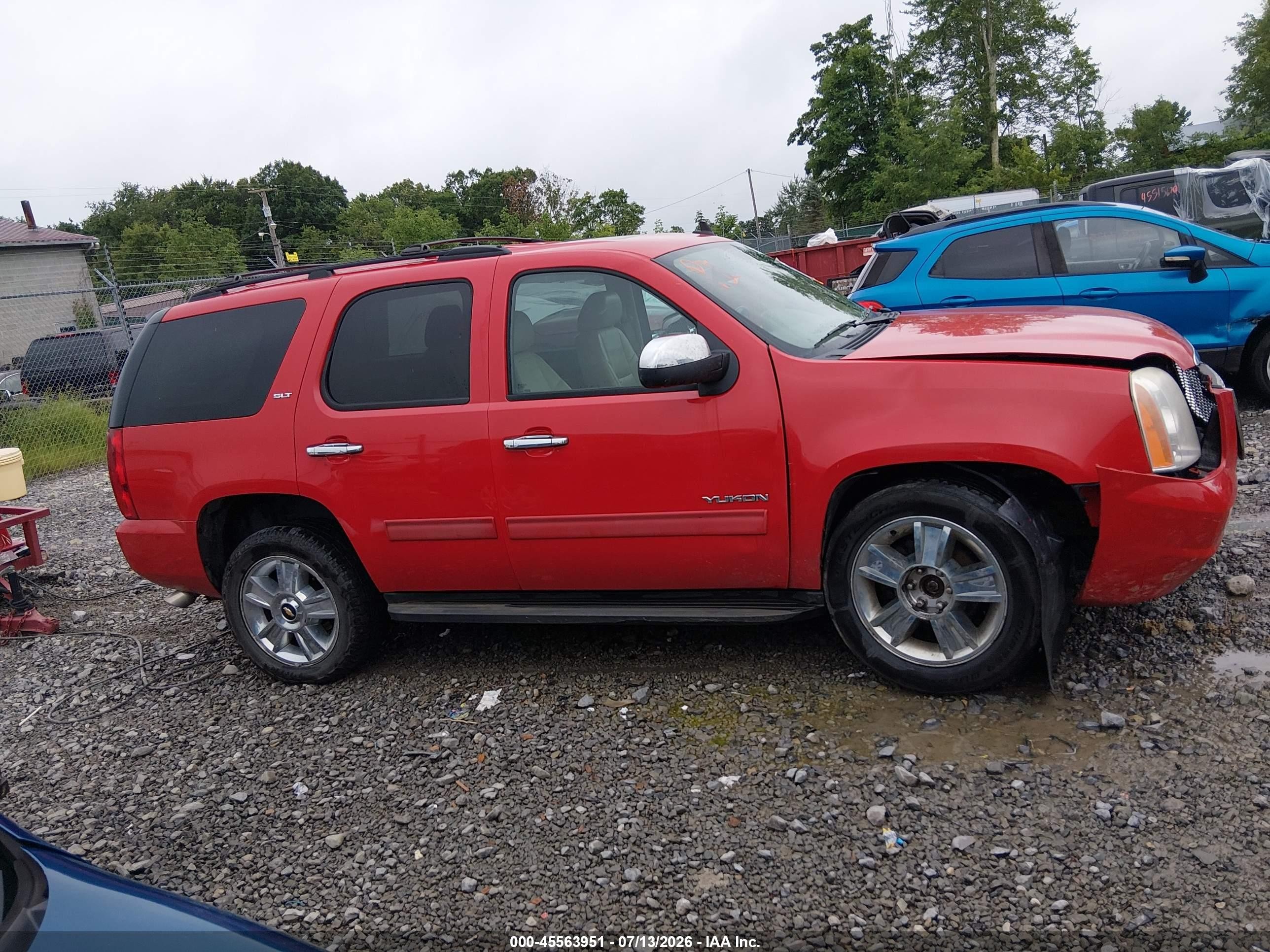 2013 Gmc Yukon Slt Red vin: 1GKS2CE04DR138921