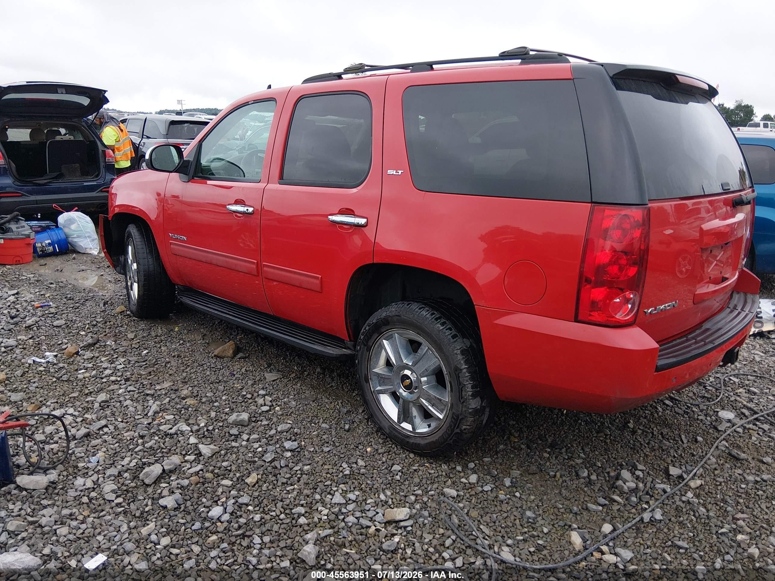 2013 Gmc Yukon Slt Red vin: 1GKS2CE04DR138921