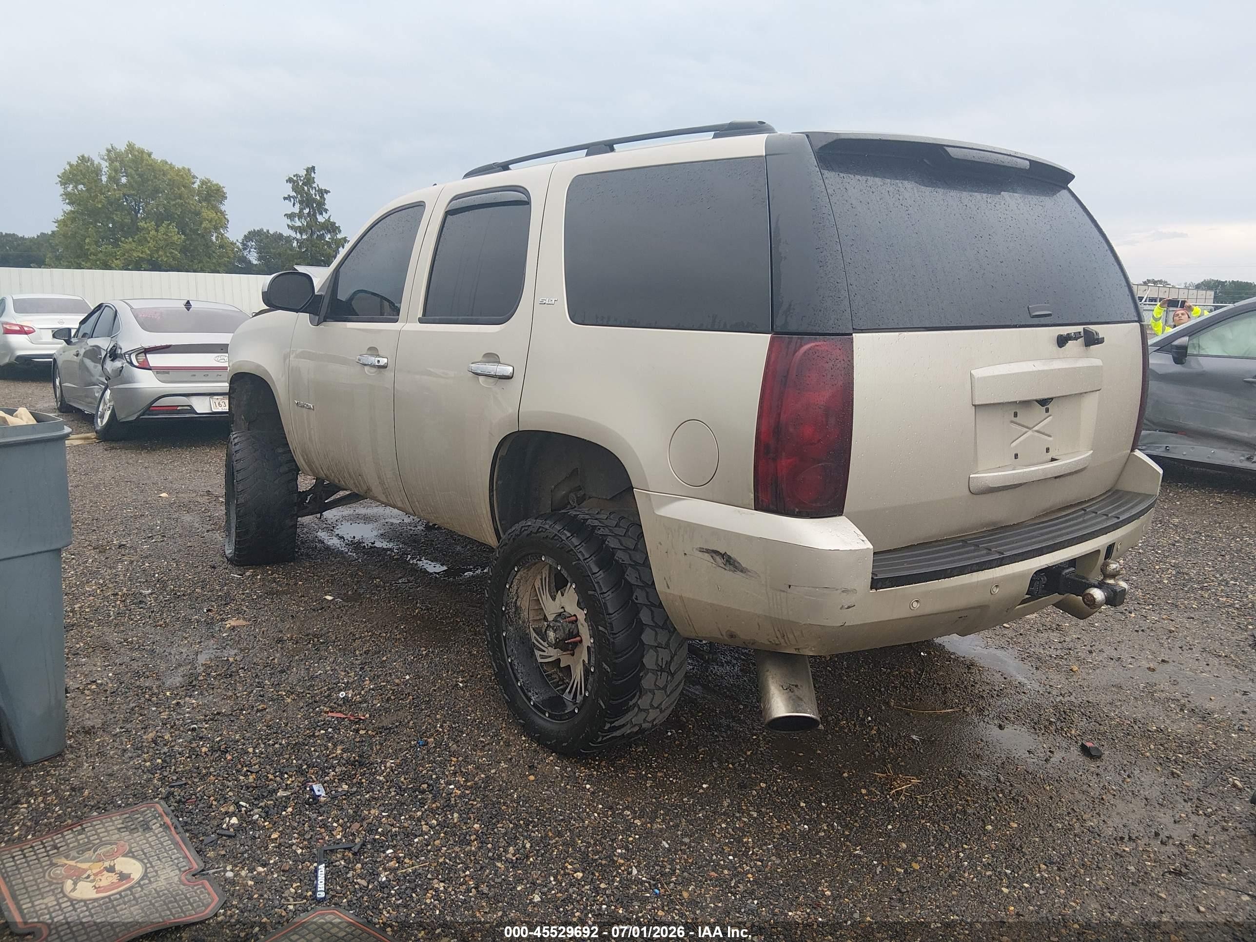 2013 Gmc Yukon Slt Silver vin: 1GKS2CE04DR176374