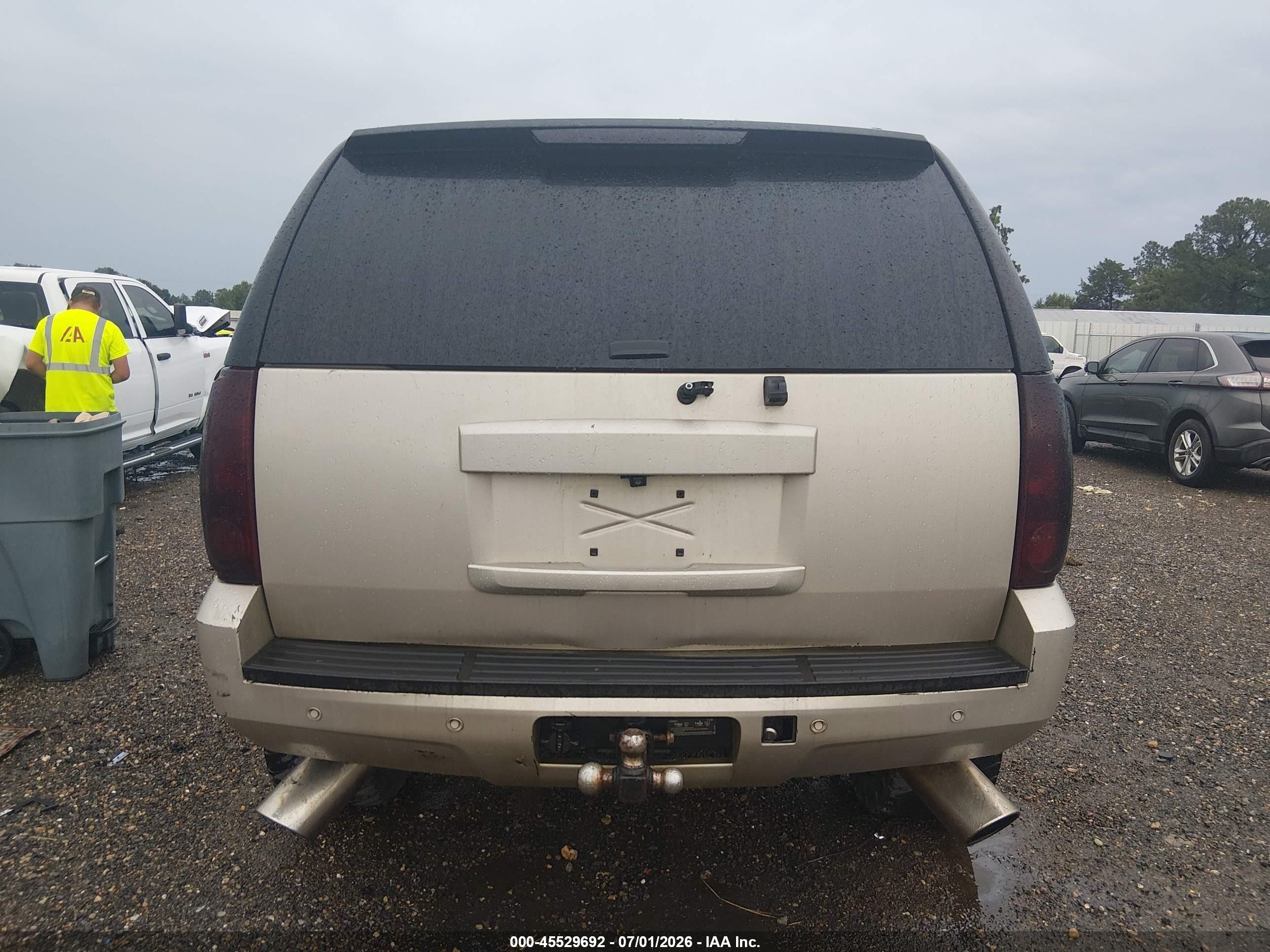 2013 Gmc Yukon Slt Silver vin: 1GKS2CE04DR176374