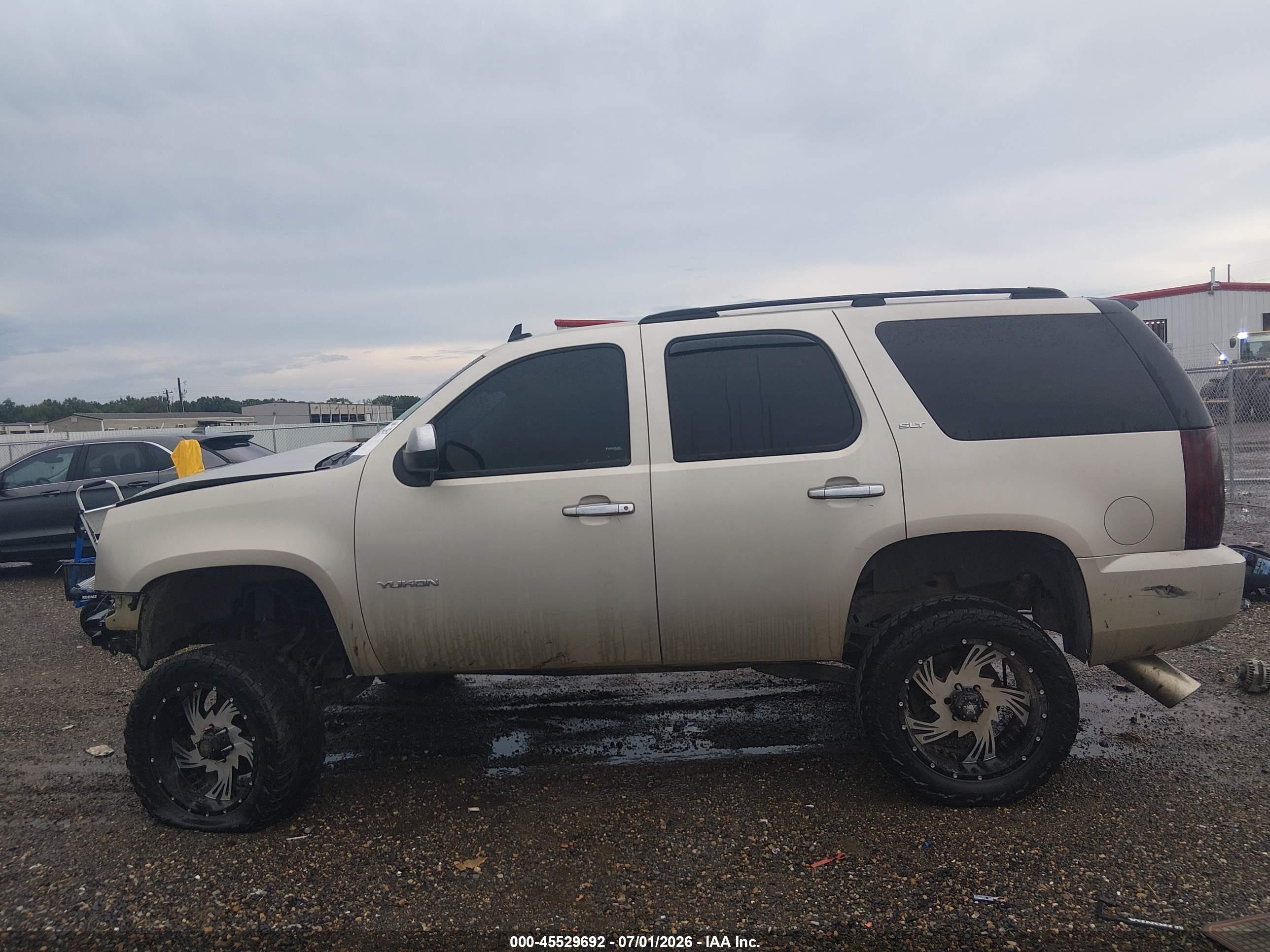2013 Gmc Yukon Slt Silver vin: 1GKS2CE04DR176374