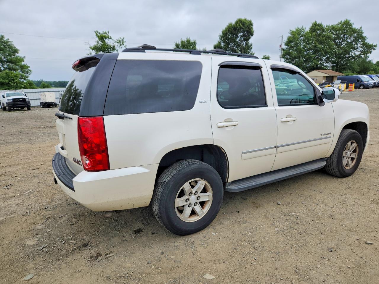 2011 Gmc Yukon Slt White vin: 1GKS2CE05BR378993