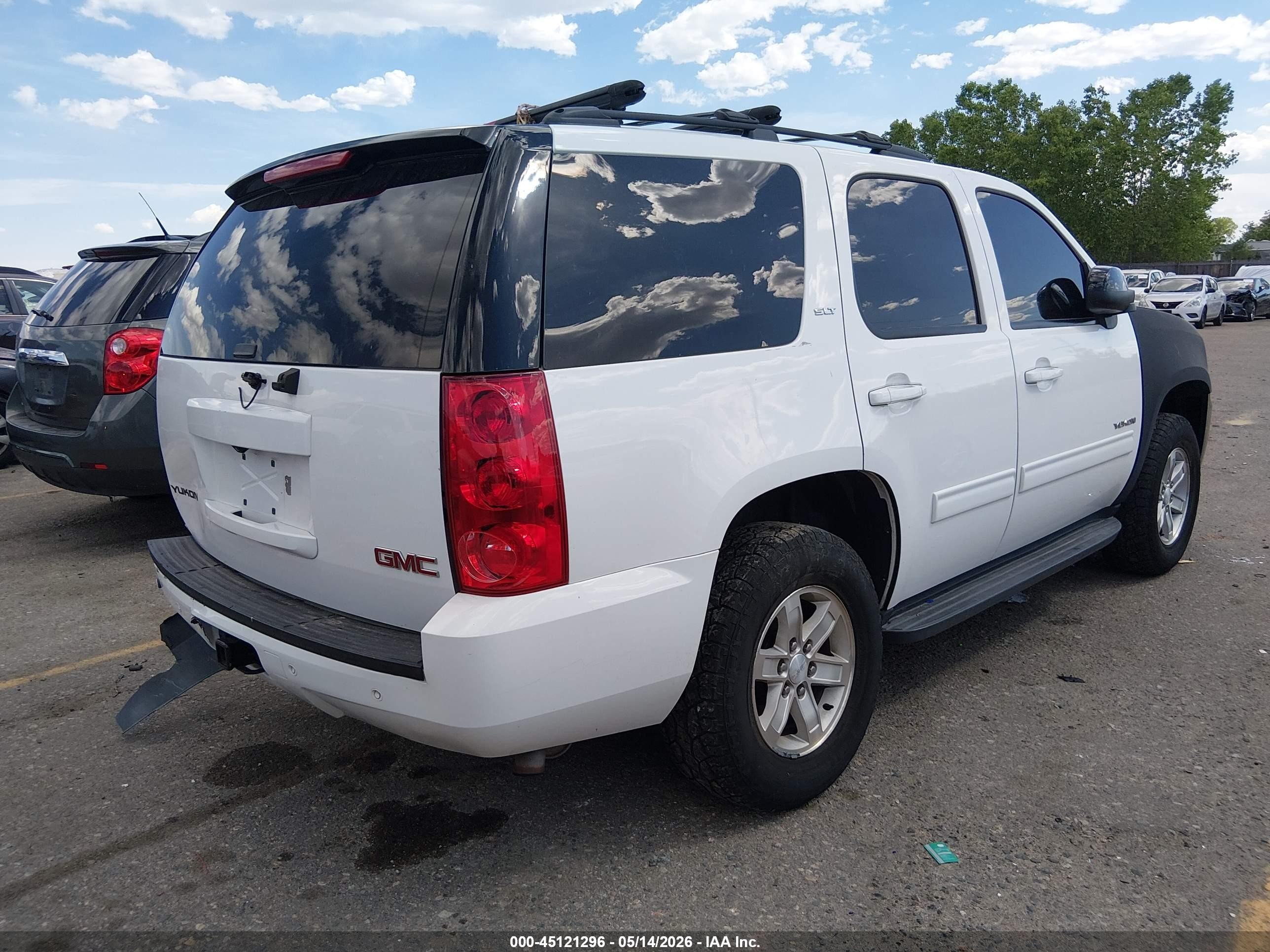 2013 Gmc Yukon Slt White vin: 1GKS2CE05DR161172