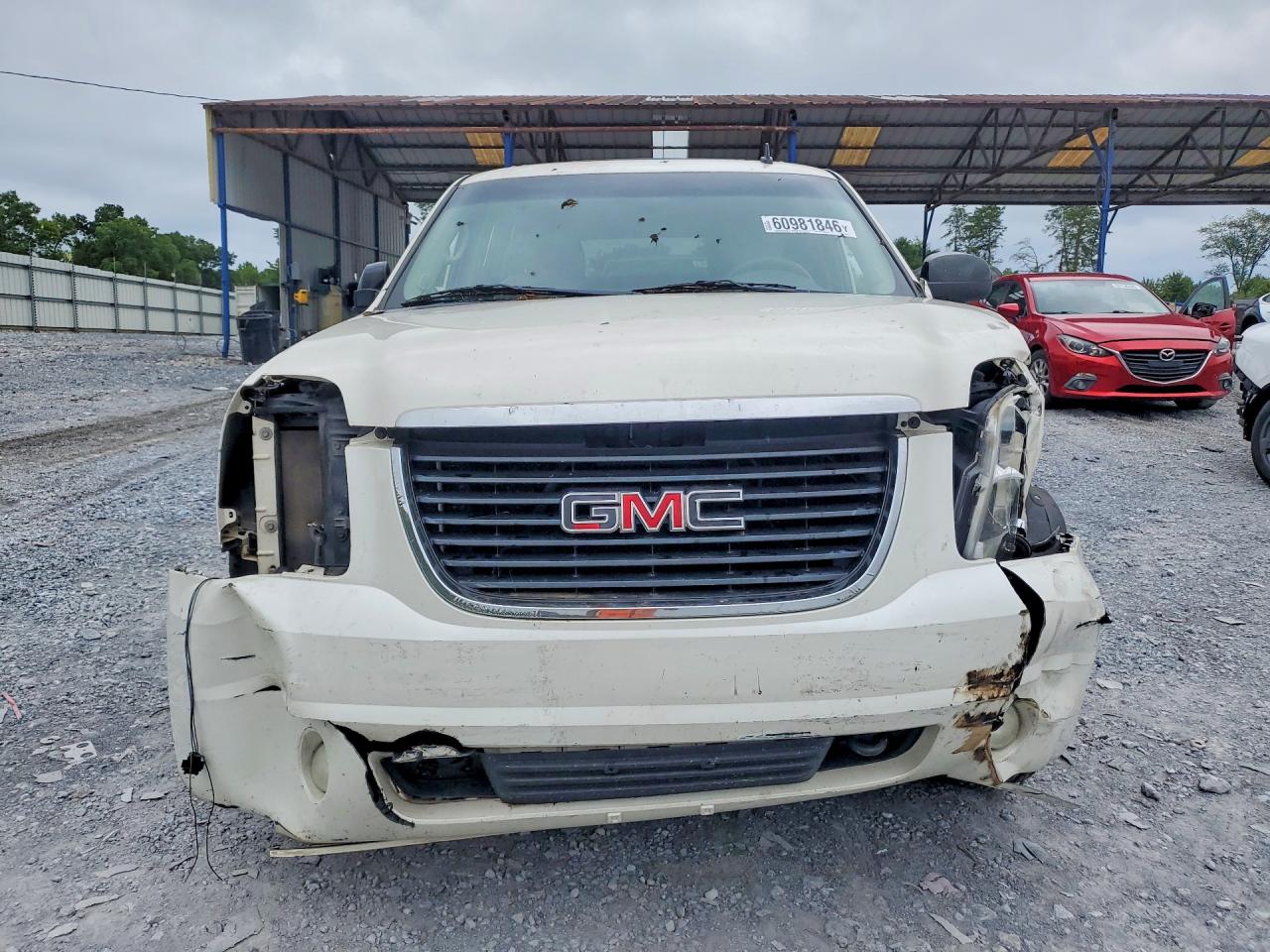 2011 Gmc Yukon Slt White vin: 1GKS2CE06BR109420