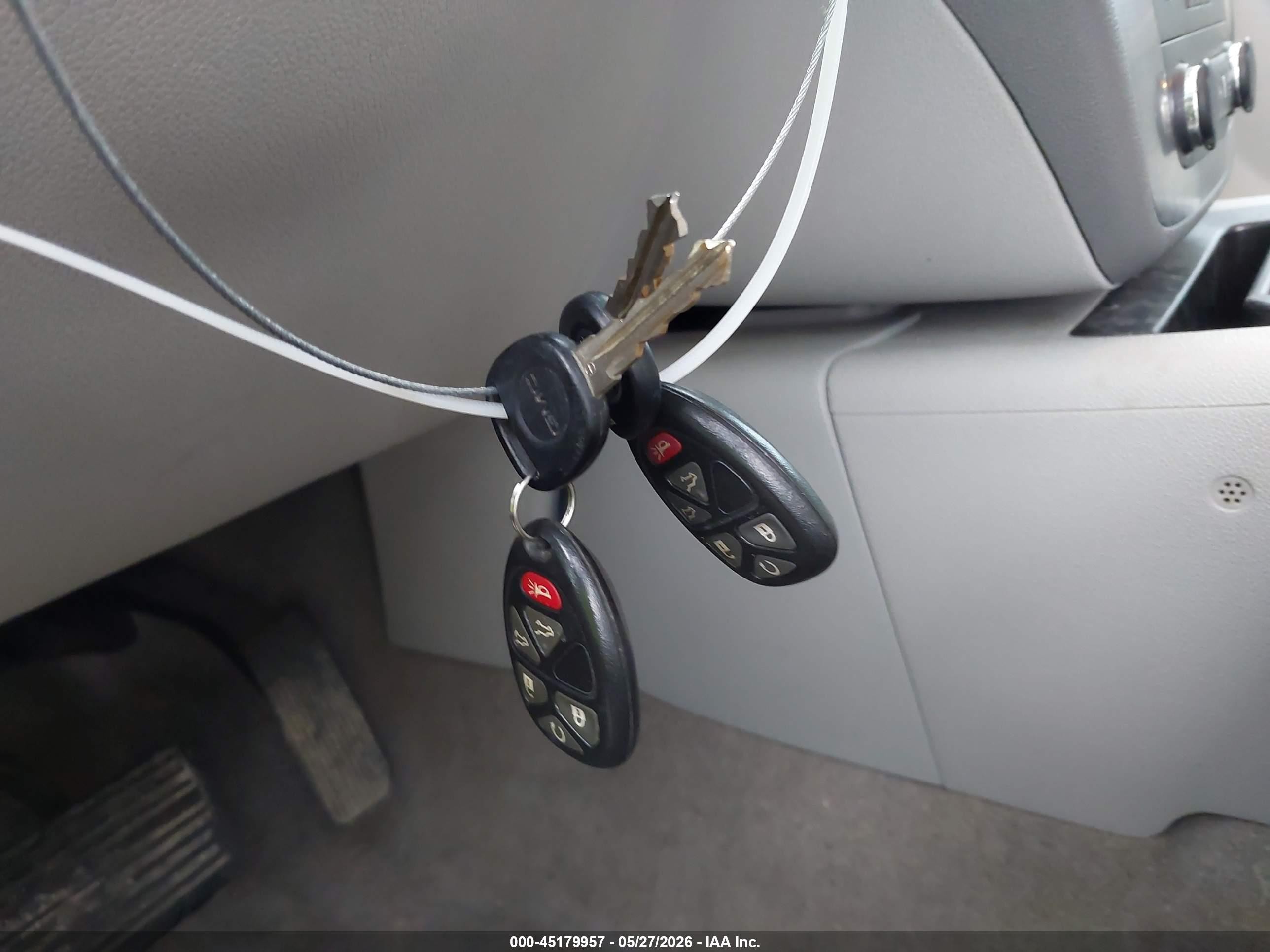 2012 Gmc Yukon Slt Silver vin: 1GKS2CE07CR158286