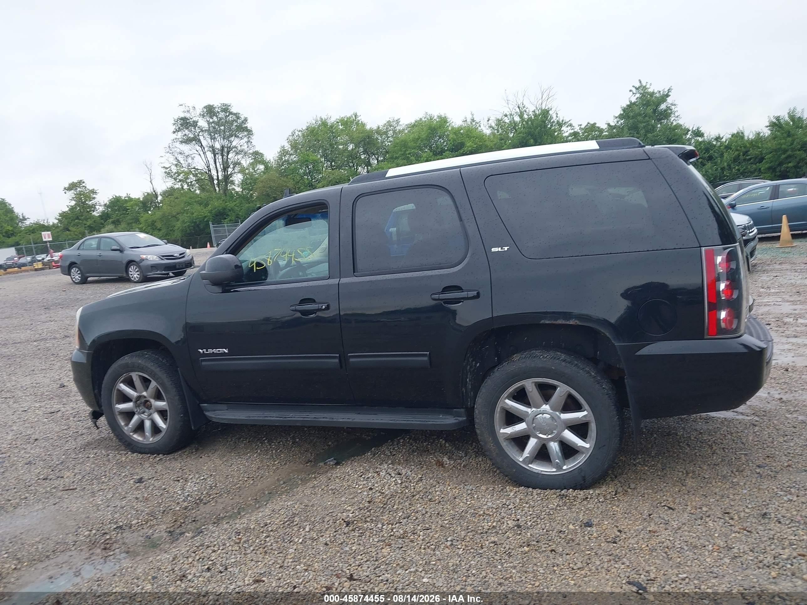 2011 Gmc Yukon Slt Black vin: 1GKS2CE08BR257584