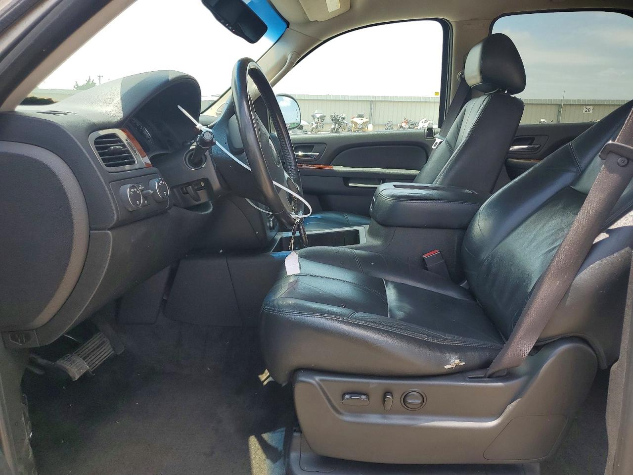 2012 Gmc Yukon Slt Серебряный vin: 1GKS2CE08CR152111