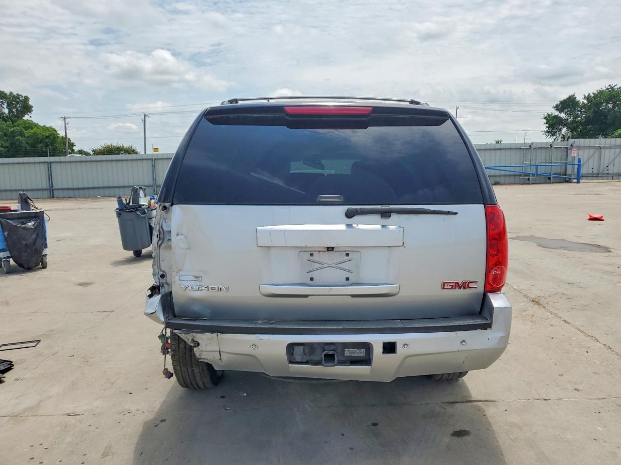 2012 Gmc Yukon Slt Серебряный vin: 1GKS2CE08CR152111