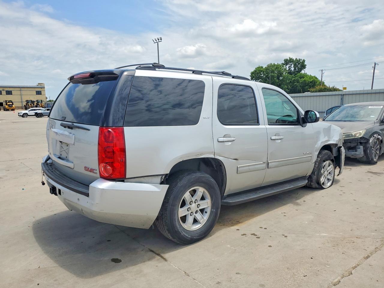 2012 Gmc Yukon Slt Серебряный vin: 1GKS2CE08CR152111