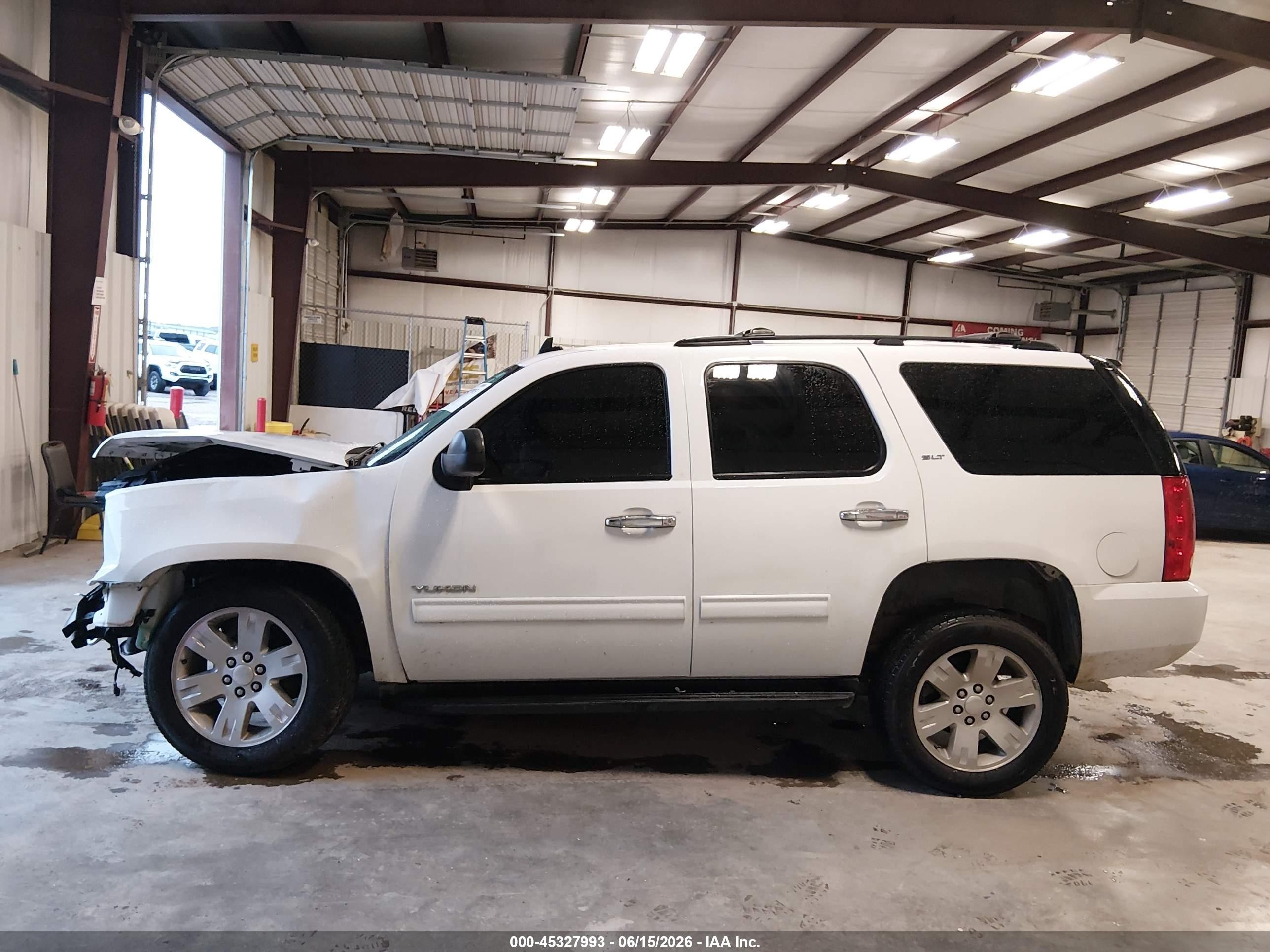 2014 Gmc Yukon Slt White vin: 1GKS2CE08ER127938
