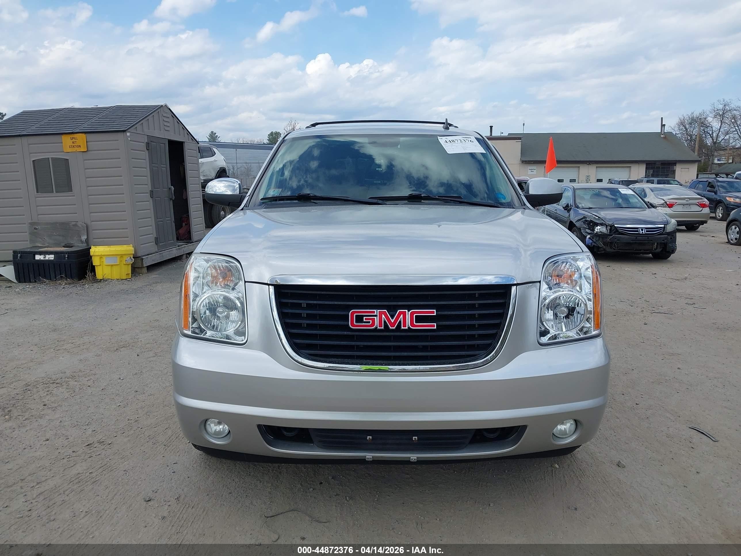 2013 Gmc Yukon Slt Silver vin: 1GKS2CE0XDR170451