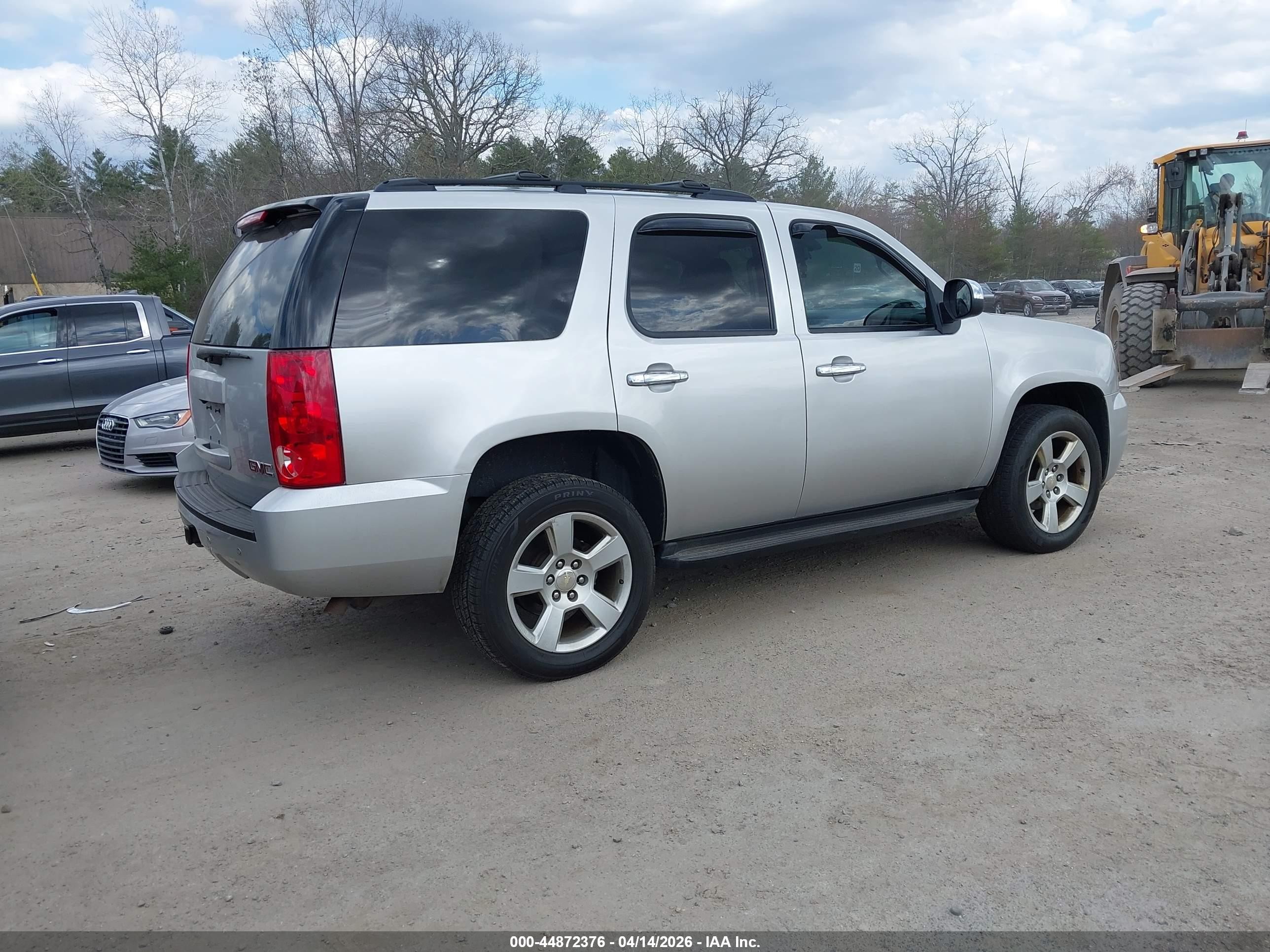 2013 Gmc Yukon Slt Silver vin: 1GKS2CE0XDR170451