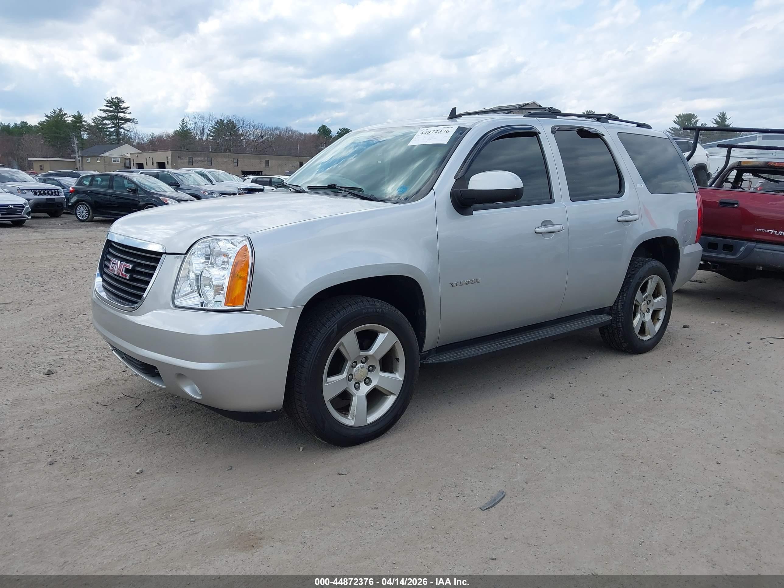 2013 Gmc Yukon Slt Silver vin: 1GKS2CE0XDR170451