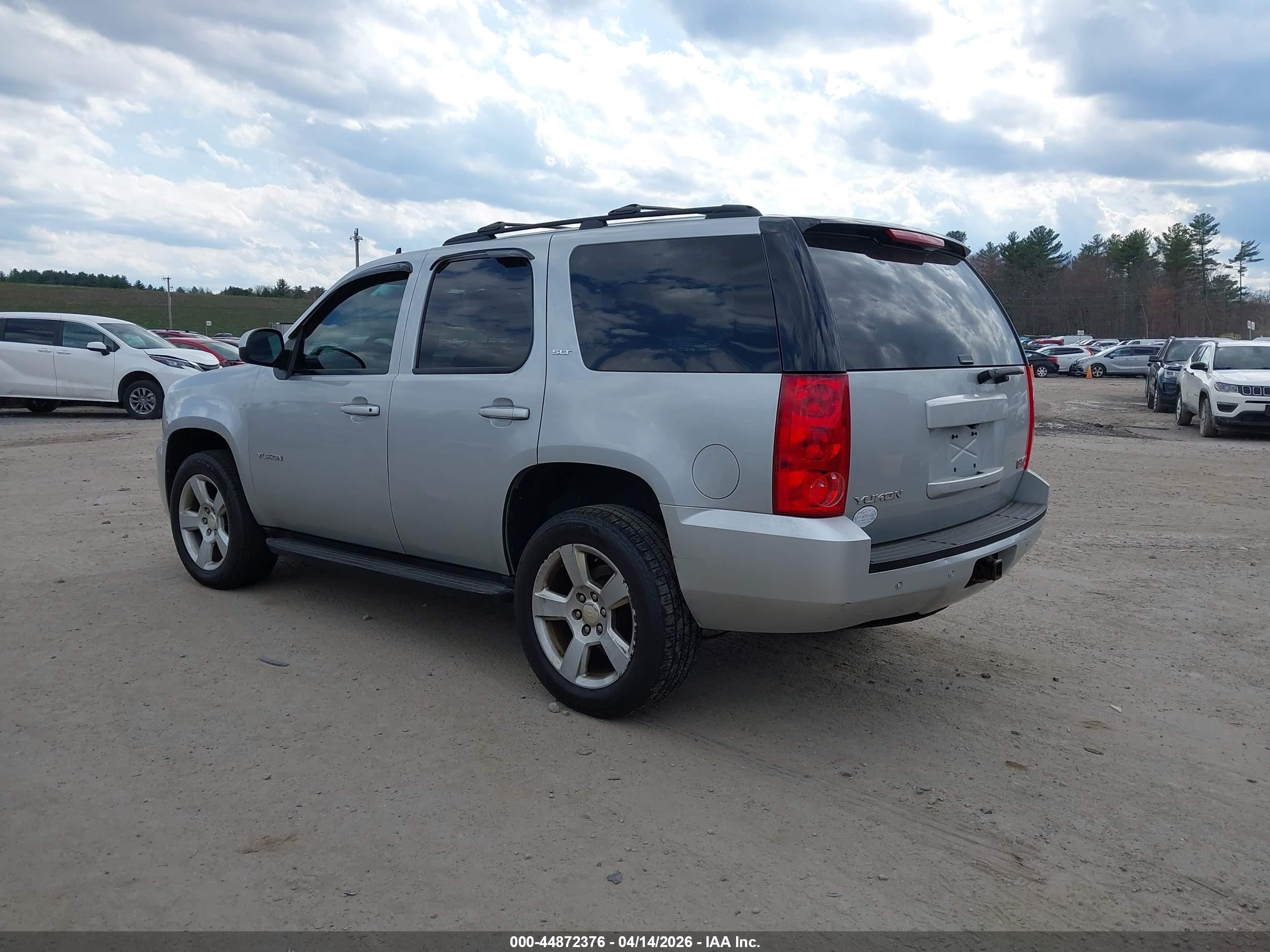 2013 Gmc Yukon Slt Silver vin: 1GKS2CE0XDR170451