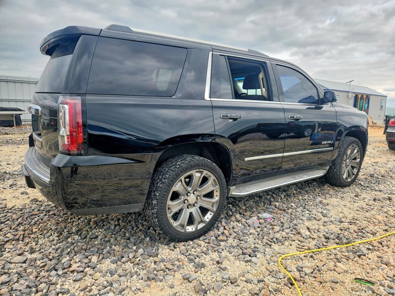 2015 Gmc Yukon Denali Black vin: 1GKS2CKJ0FR196492