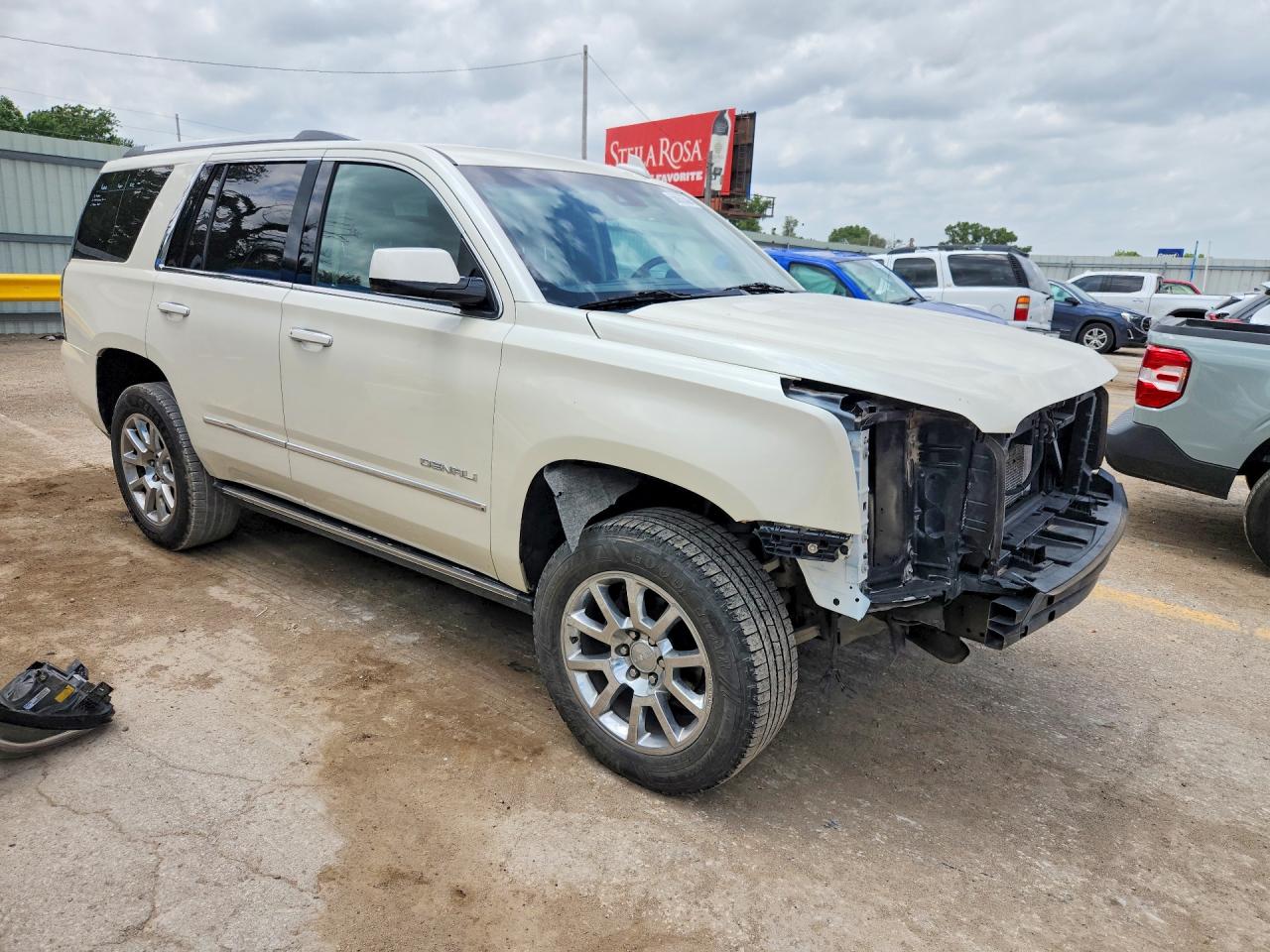 2015 Gmc Yukon Denali Белый vin: 1GKS2CKJ0FR588758