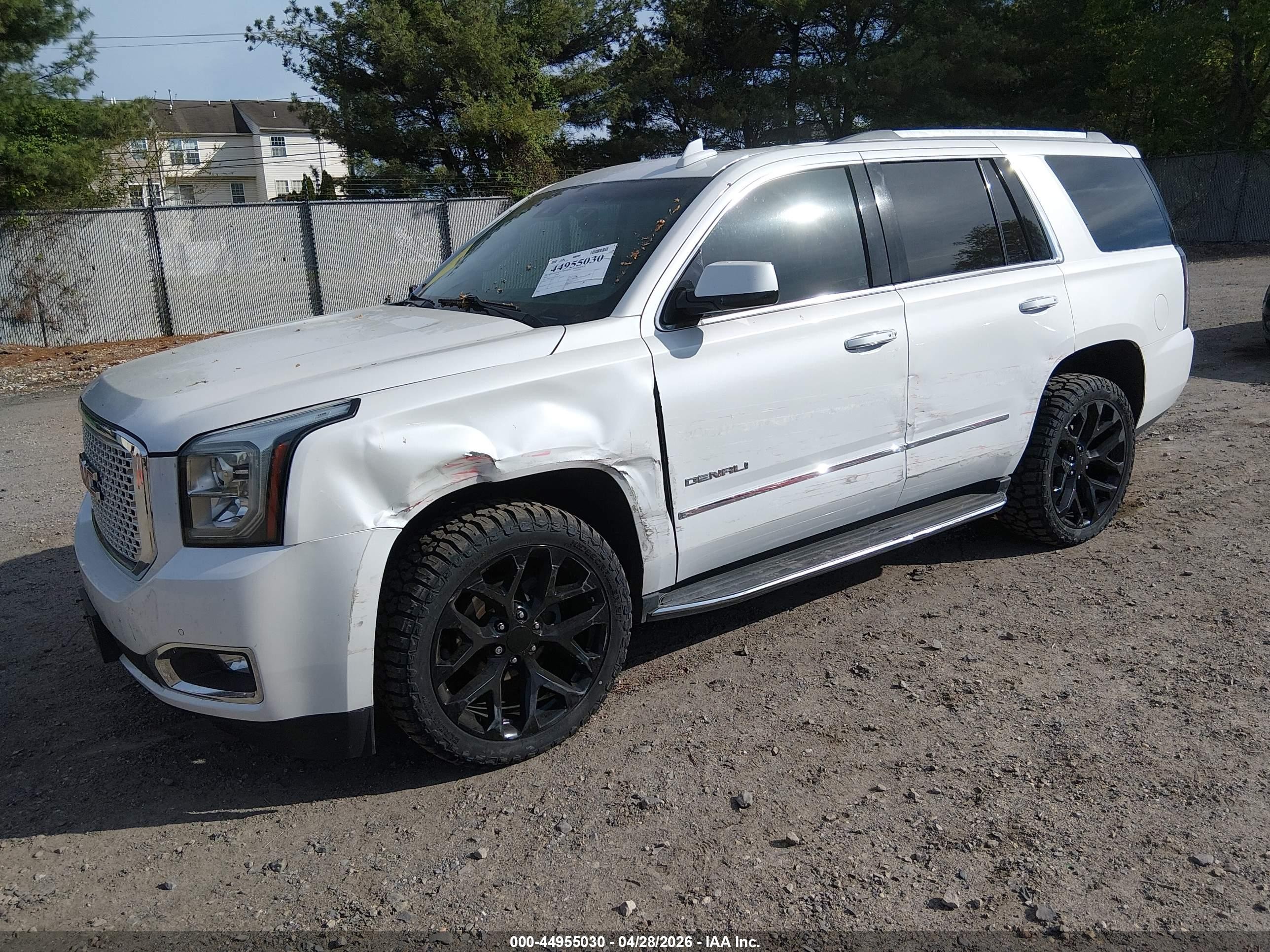 2016 Gmc Yukon Denali White vin: 1GKS2CKJ0GR398136
