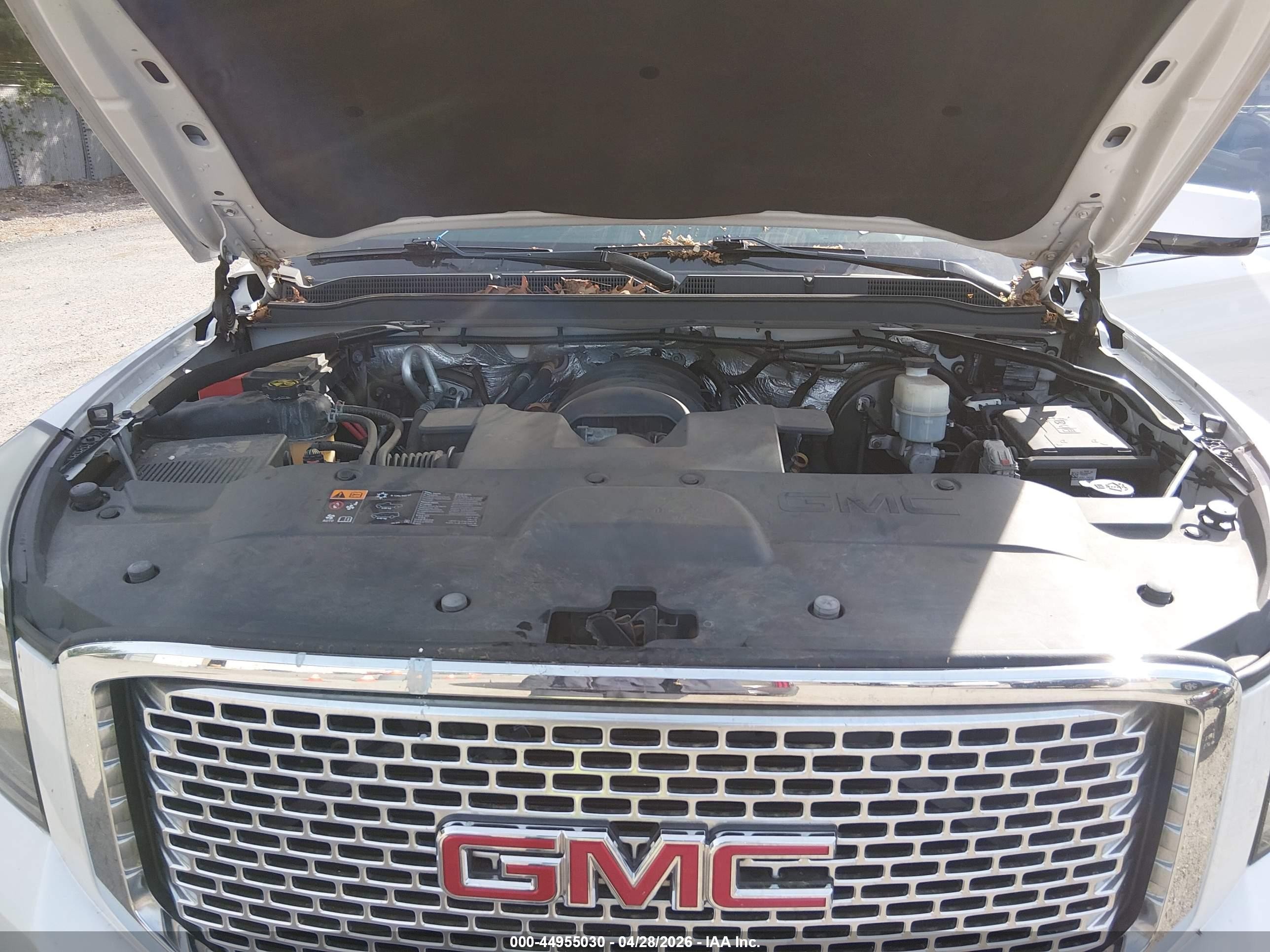 2016 Gmc Yukon Denali White vin: 1GKS2CKJ0GR398136