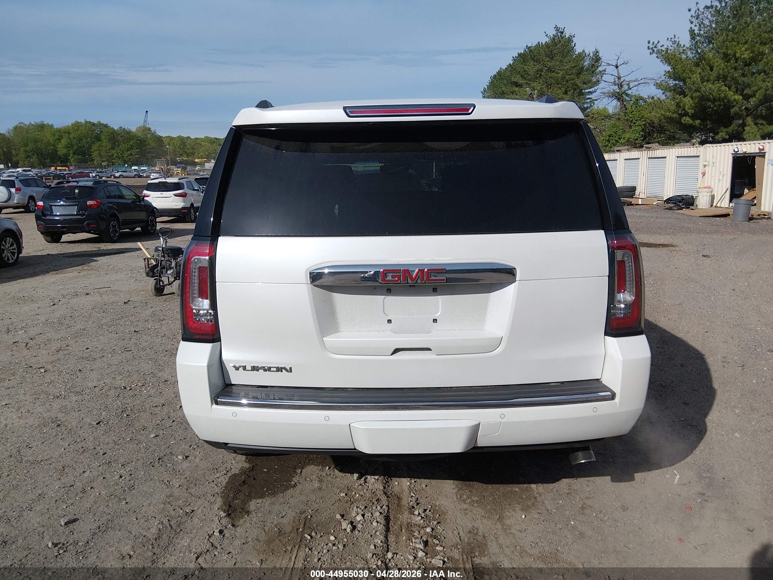 2016 Gmc Yukon Denali White vin: 1GKS2CKJ0GR398136