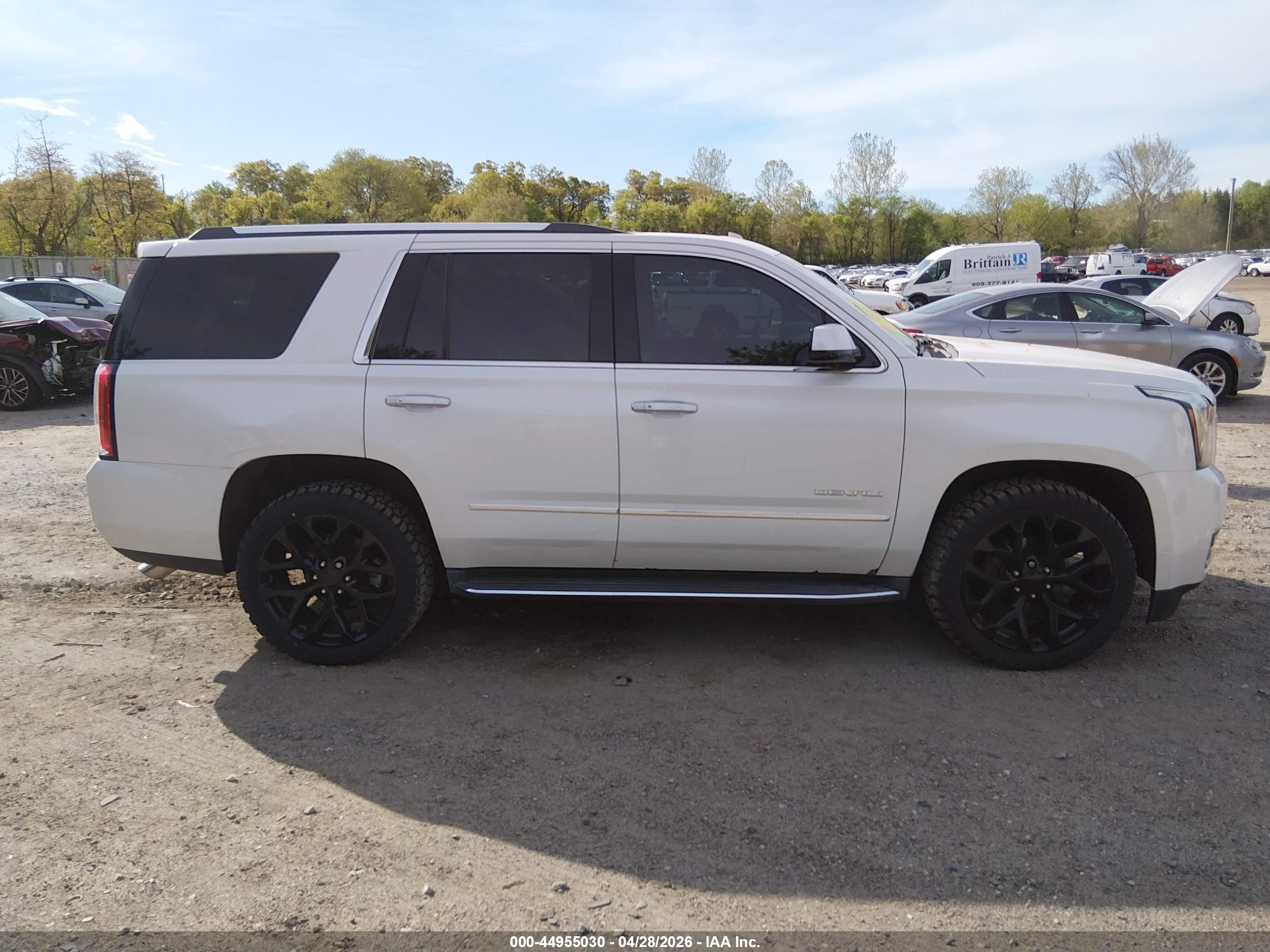 2016 Gmc Yukon Denali White vin: 1GKS2CKJ0GR398136