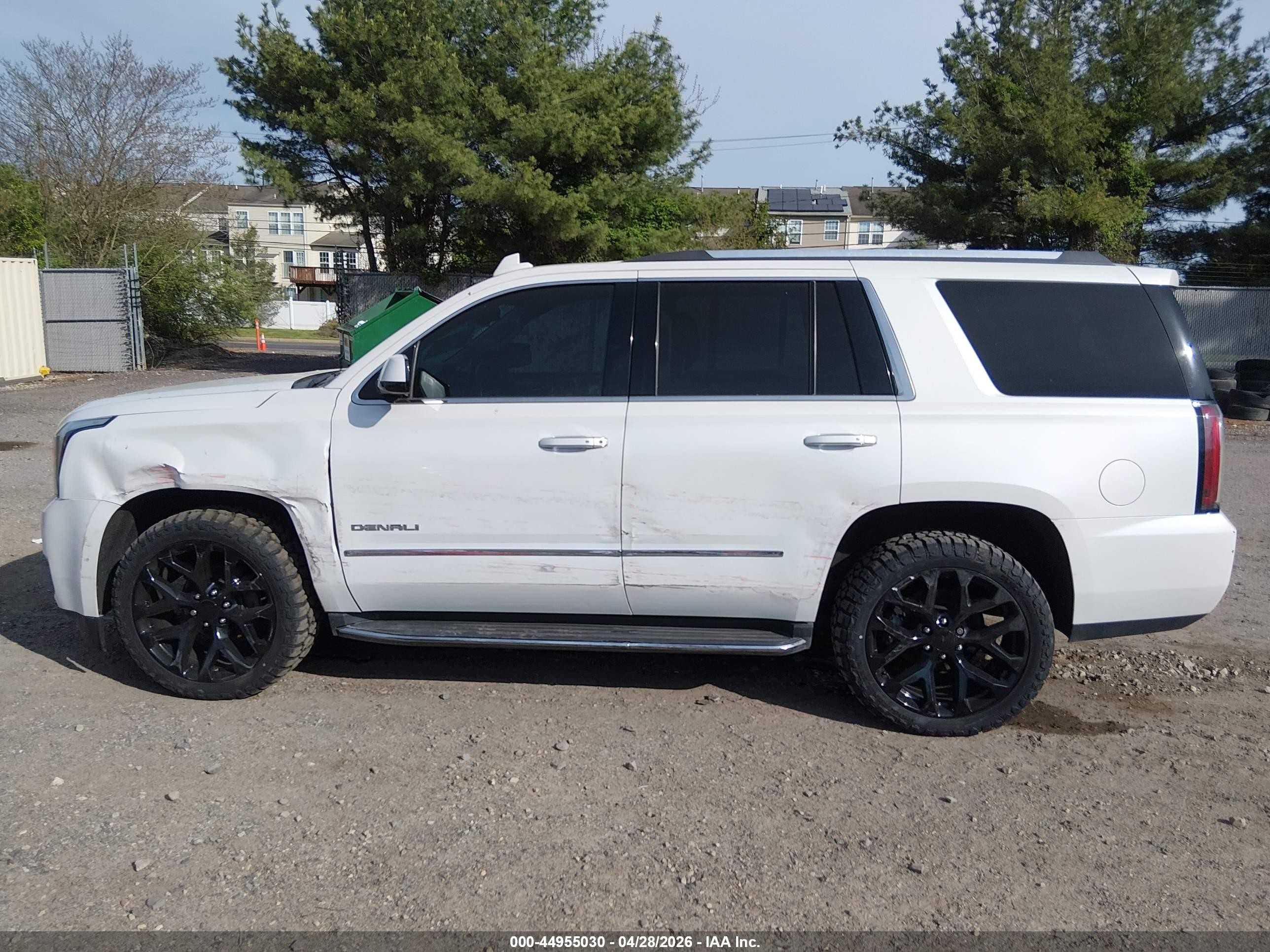 2016 Gmc Yukon Denali White vin: 1GKS2CKJ0GR398136