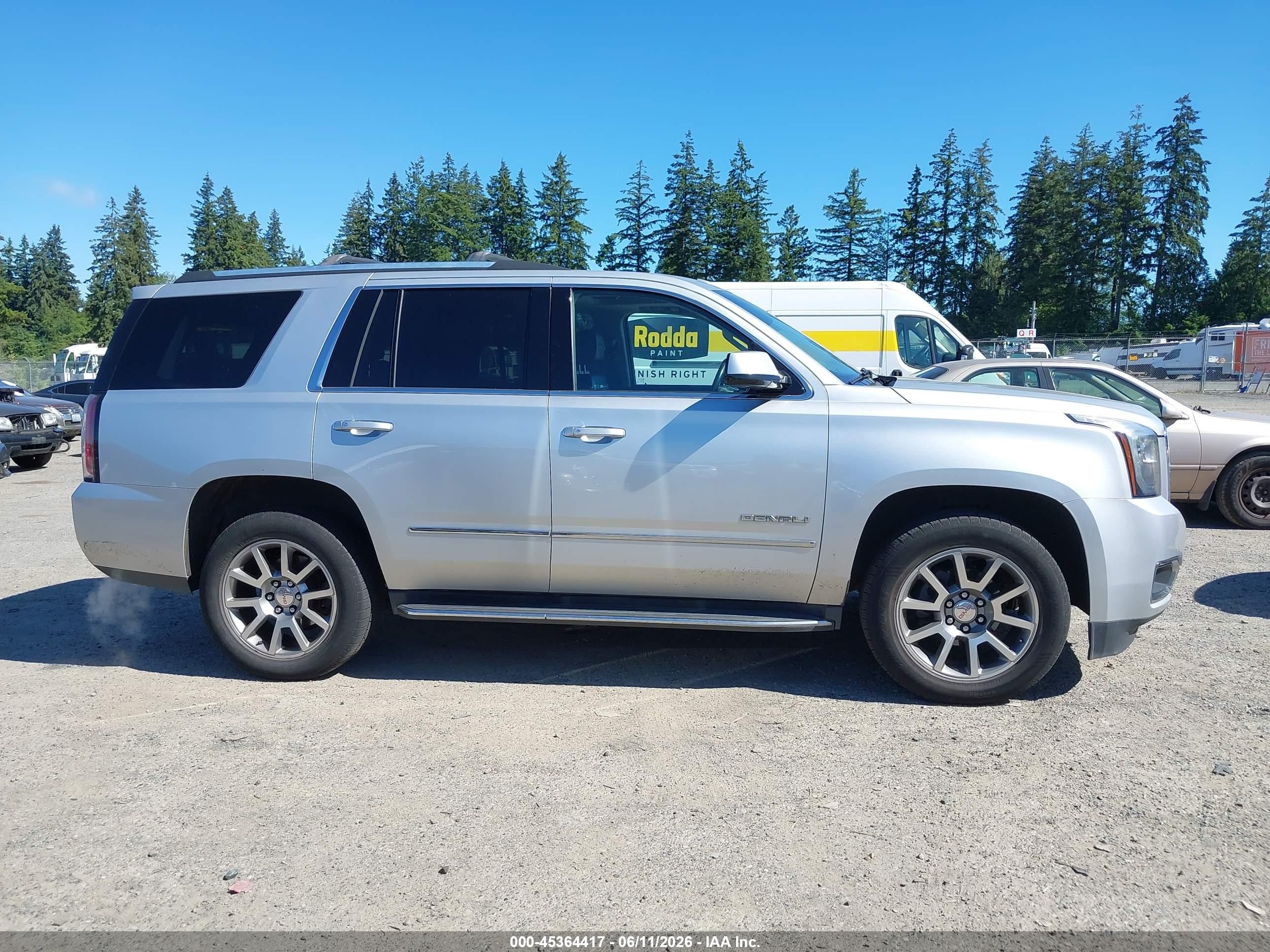 2017 Gmc Yukon Denali Silver vin: 1GKS2CKJ0HR382021