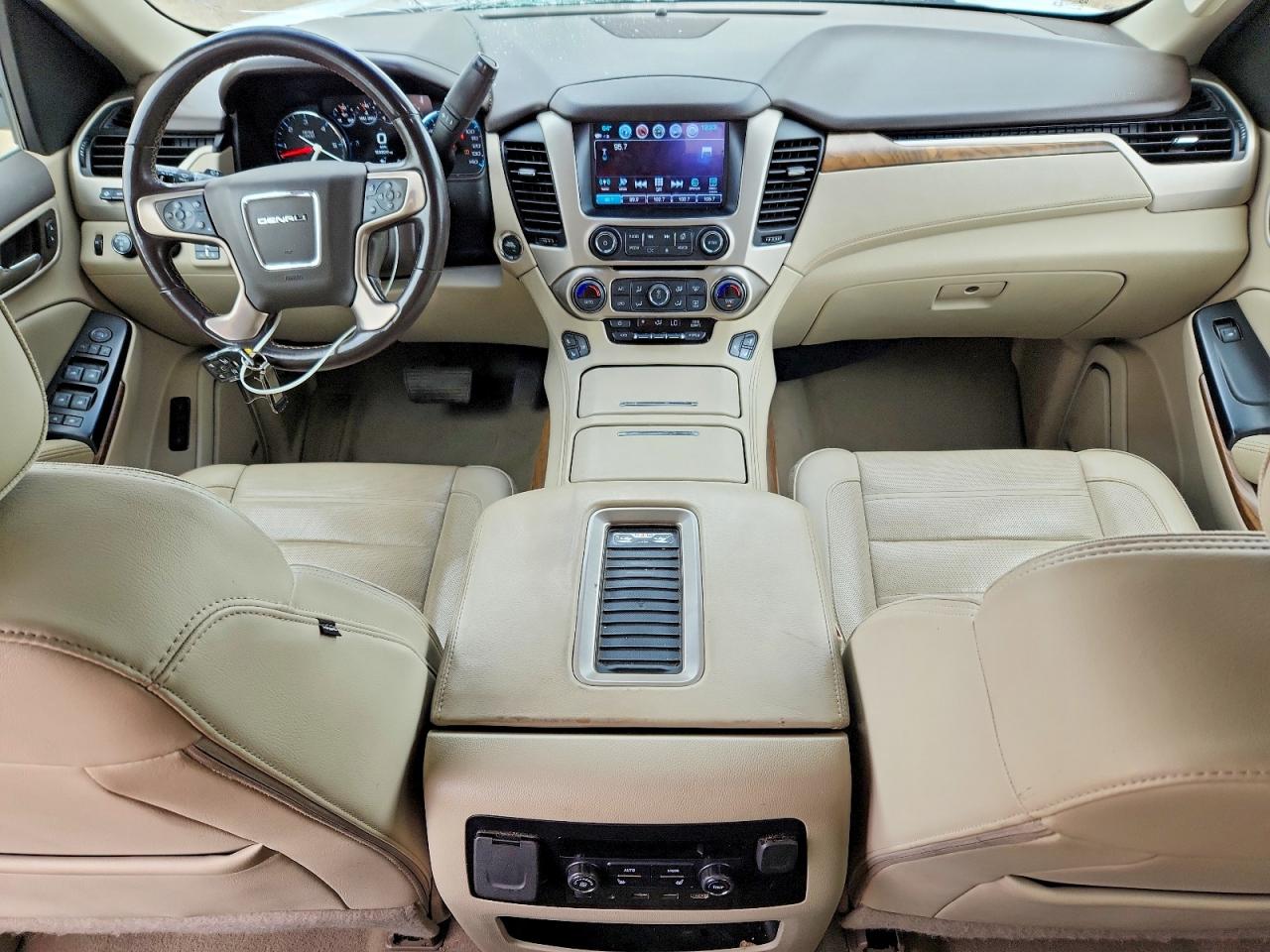 2019 Gmc Yukon Denali White vin: 1GKS2CKJ0KR397626