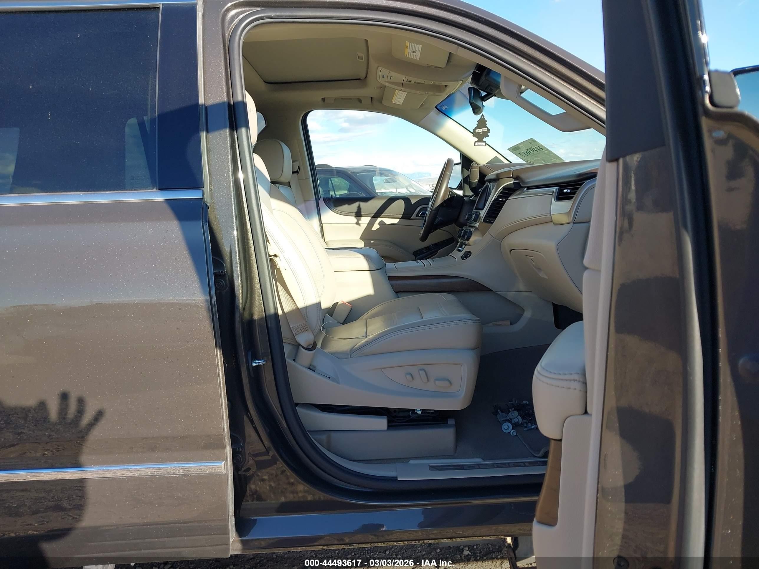 2020 Gmc Yukon 4wd Denali Желто-коричневый vin: 1GKS2CKJ0LR283711