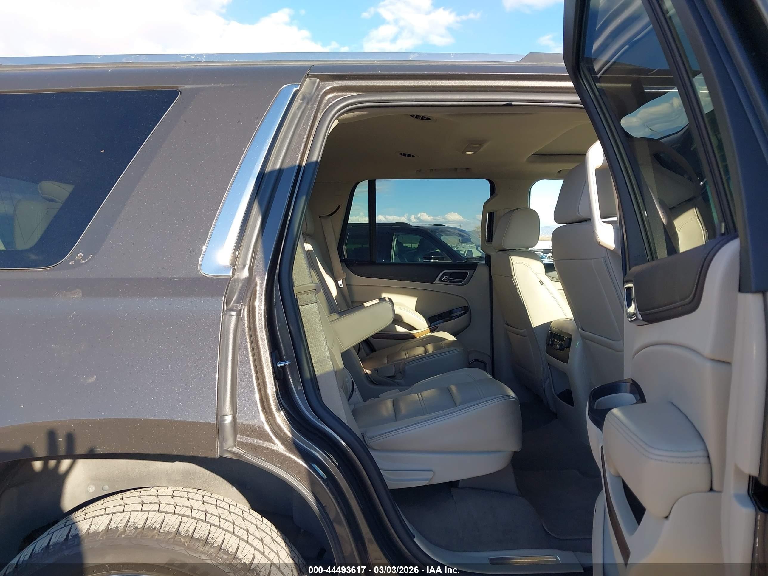 2020 Gmc Yukon 4wd Denali Желто-коричневый vin: 1GKS2CKJ0LR283711