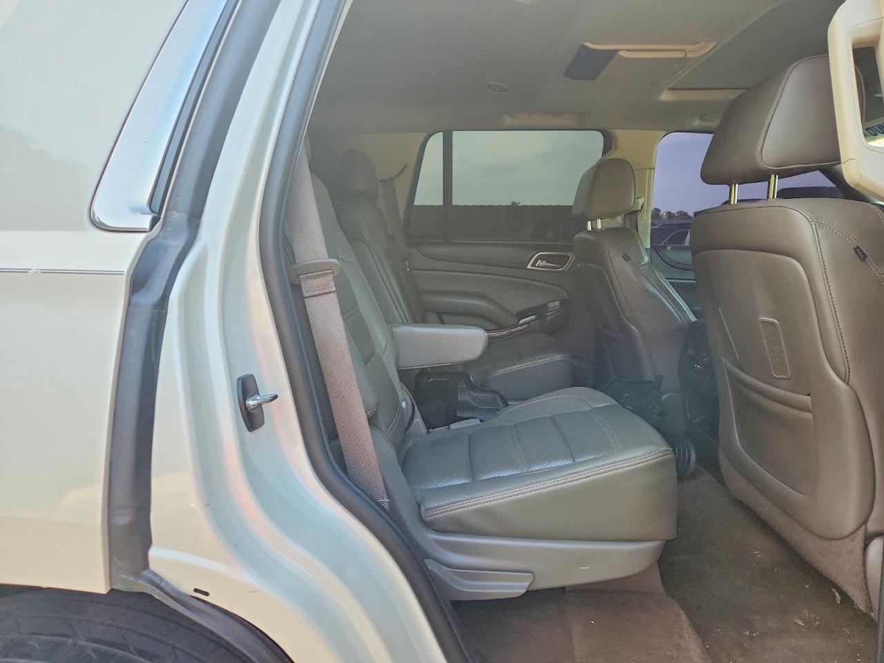 2015 Gmc Yukon Denali Cream vin: 1GKS2CKJ1FR163405