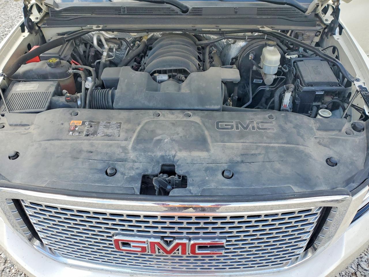 2015 Gmc Yukon Denali White vin: 1GKS2CKJ1FR671325
