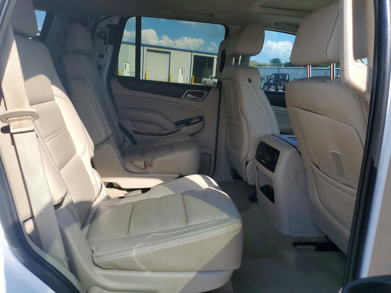 2015 Gmc Yukon Denali White vin: 1GKS2CKJ1FR726226