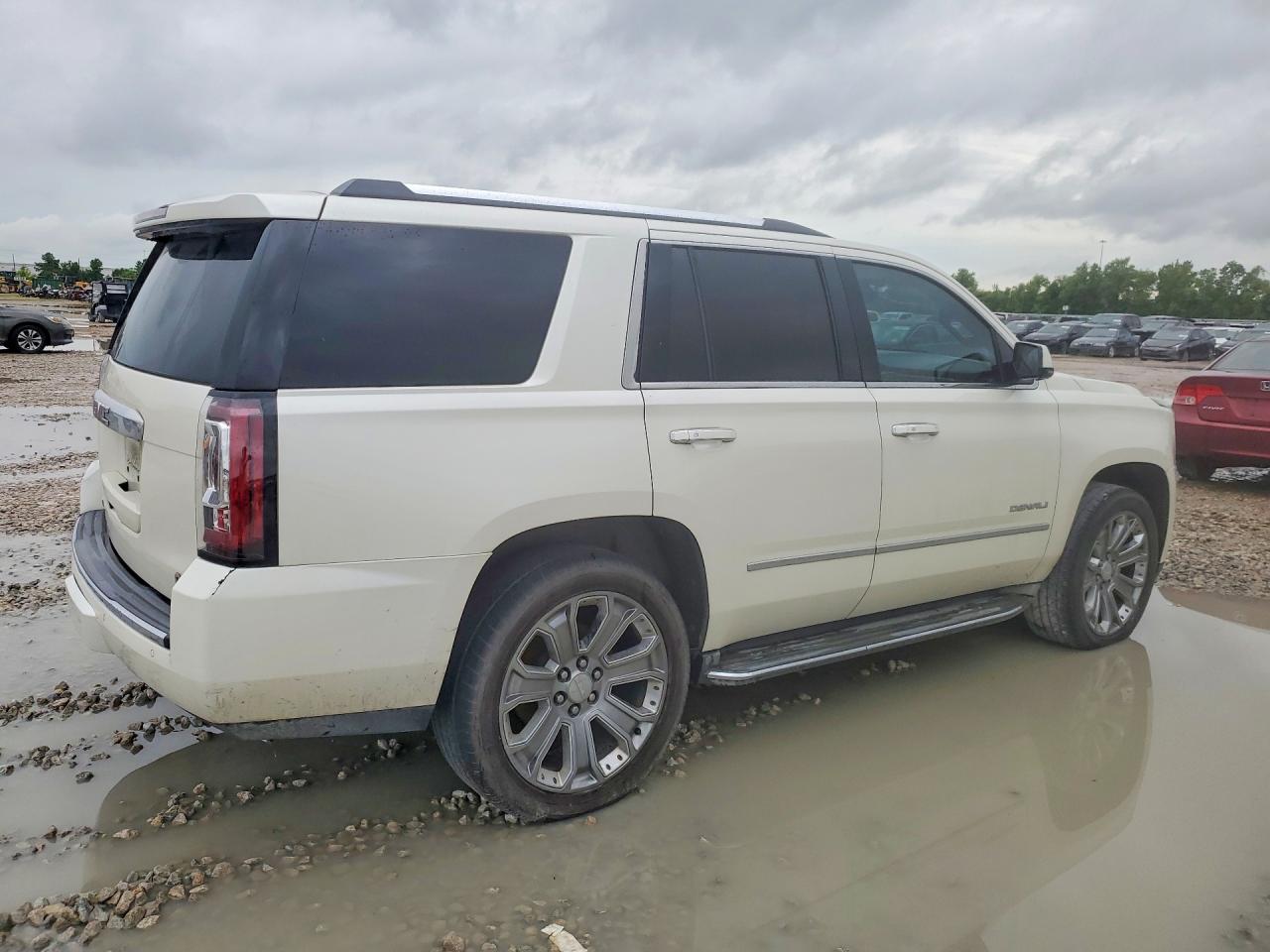 2015 Gmc Yukon Denali White vin: 1GKS2CKJ2FR269488