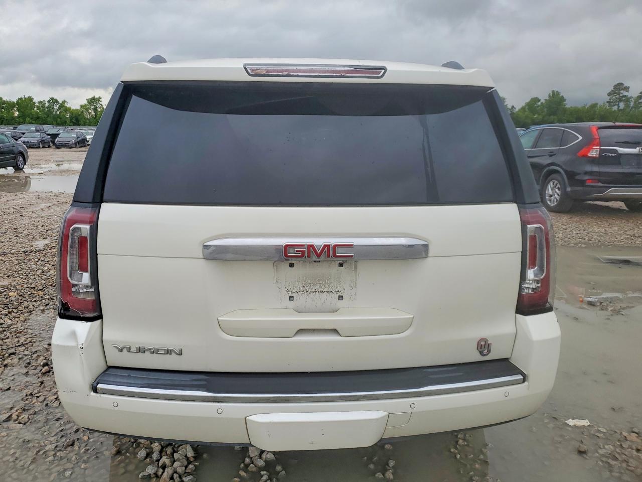 2015 Gmc Yukon Denali White vin: 1GKS2CKJ2FR269488
